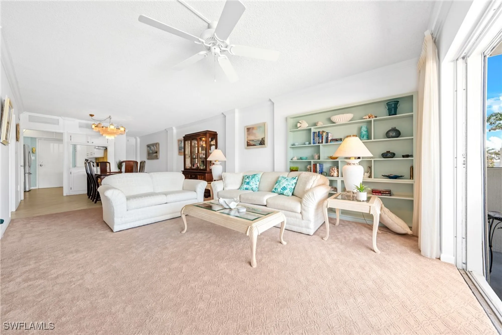 Property Slideshow image 13 of 48 | 1977 gulf shore blvd 302, Naples, FL, 34102