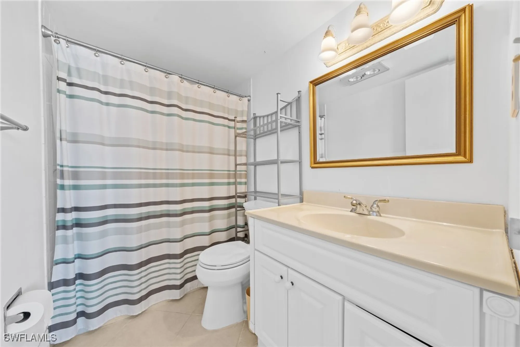 Property Slideshow image 26 of 48 | 1977 gulf shore blvd 302, Naples, FL, 34102