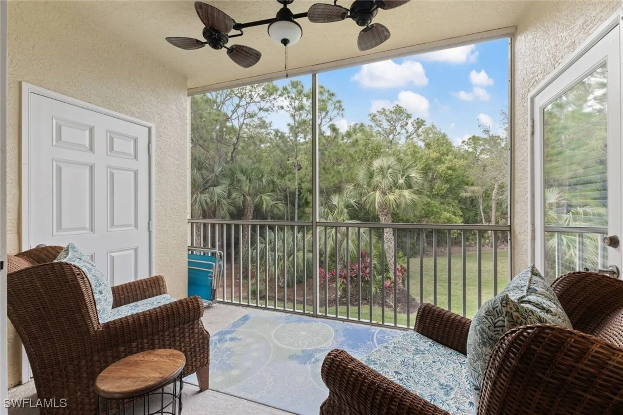 Property Slideshow image 14 of 16 | 9185 celeste dr 204, Naples, FL, 34113