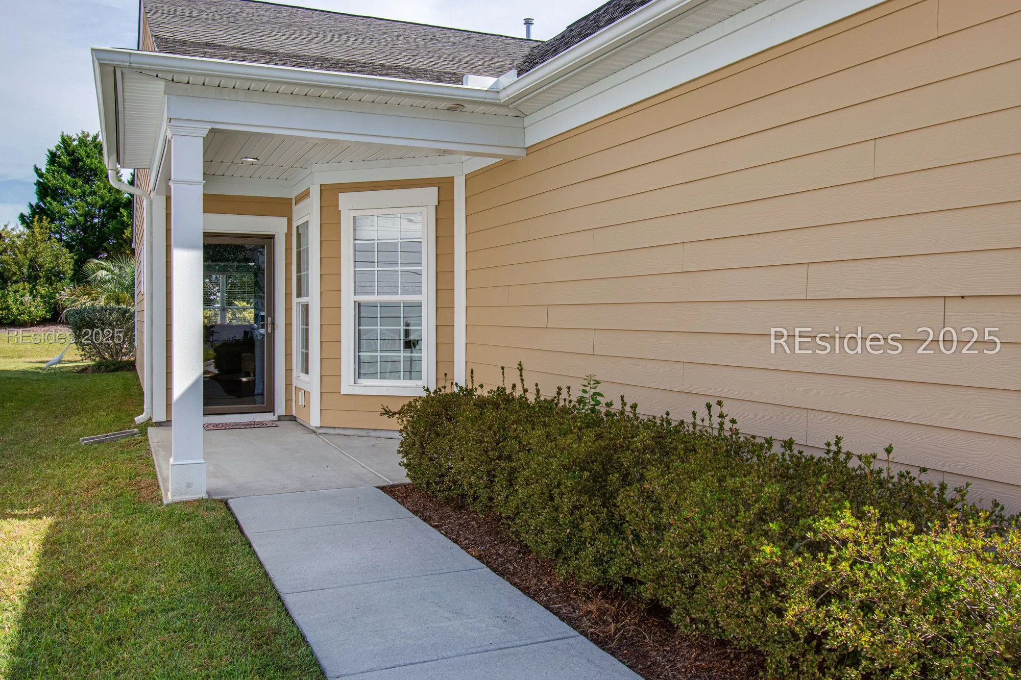 Property Slideshow image 2 of 23 | 25 wild strawberry ln, Bluffton, SC, 29909