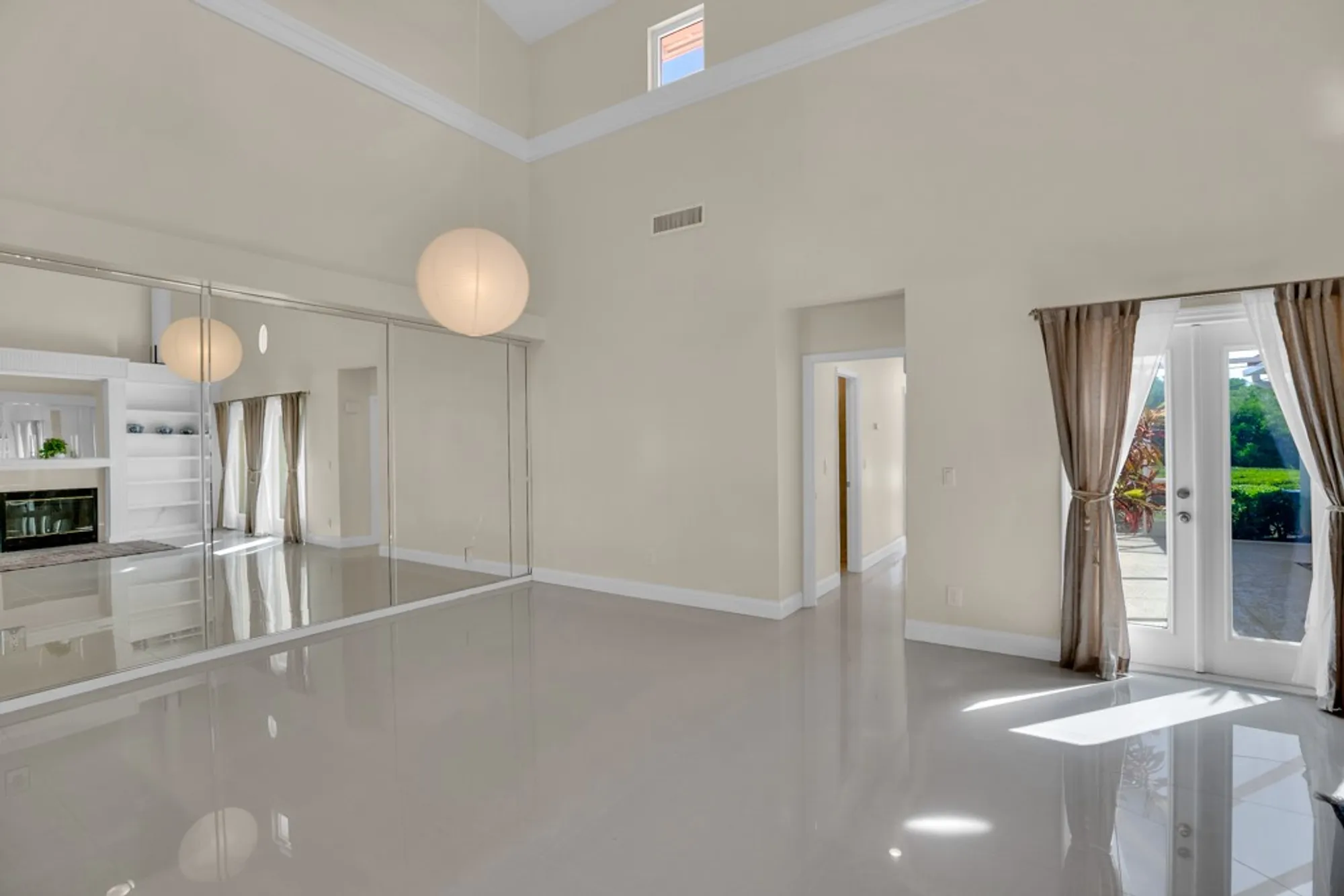 Property Slideshow image 16 of 36 | 5144 saint davids dr, Vero Beach, FL, 32967