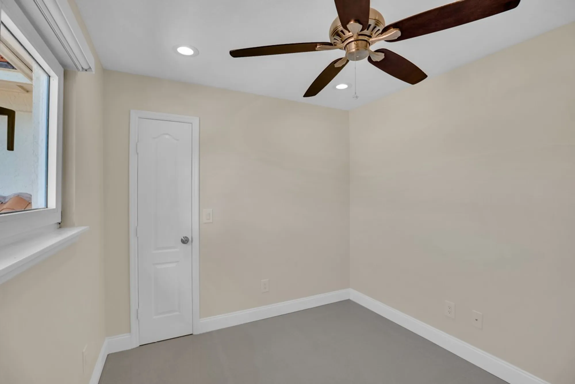 Property Slideshow image 13 of 36 | 5144 saint davids dr, Vero Beach, FL, 32967