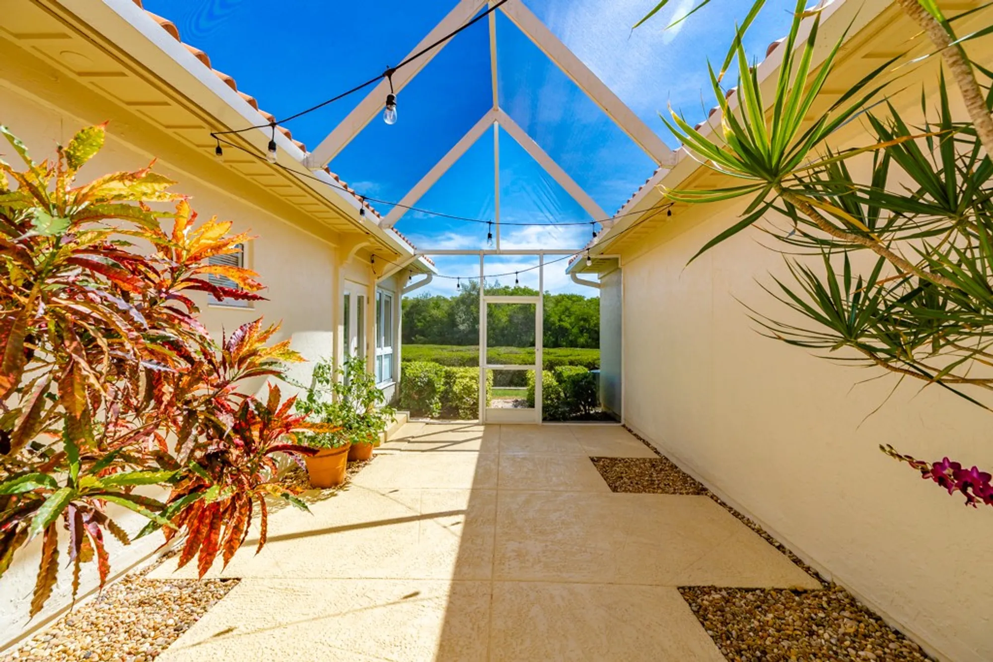 Property Slideshow image 33 of 36 | 5144 saint davids dr, Vero Beach, FL, 32967