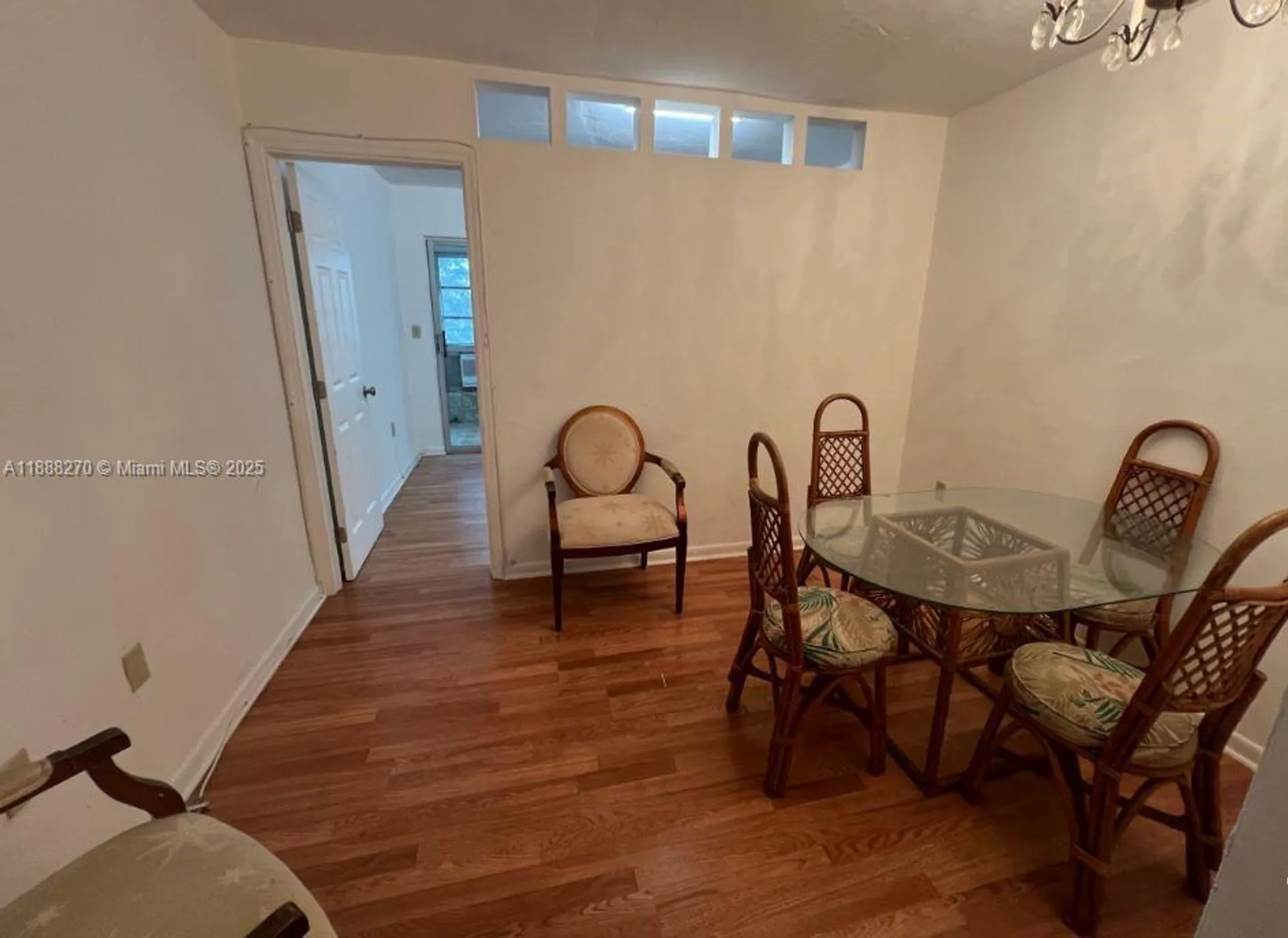 Property Slideshow image 12 of 17 | 19080 ne 3rd ct apt 312, Miami, FL, 33179