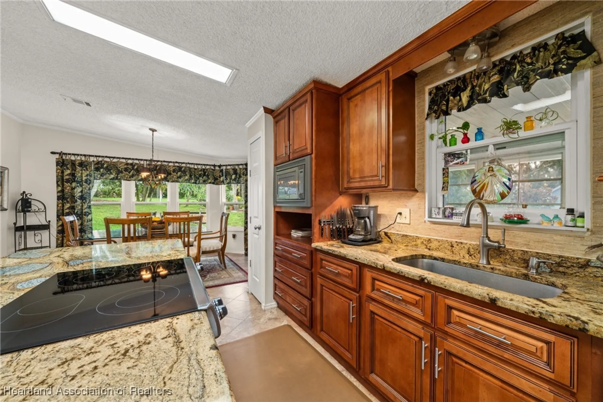 Property Slideshow image 11 of 50 | 2877 s driftwood ct, Avon Park, FL, 33825