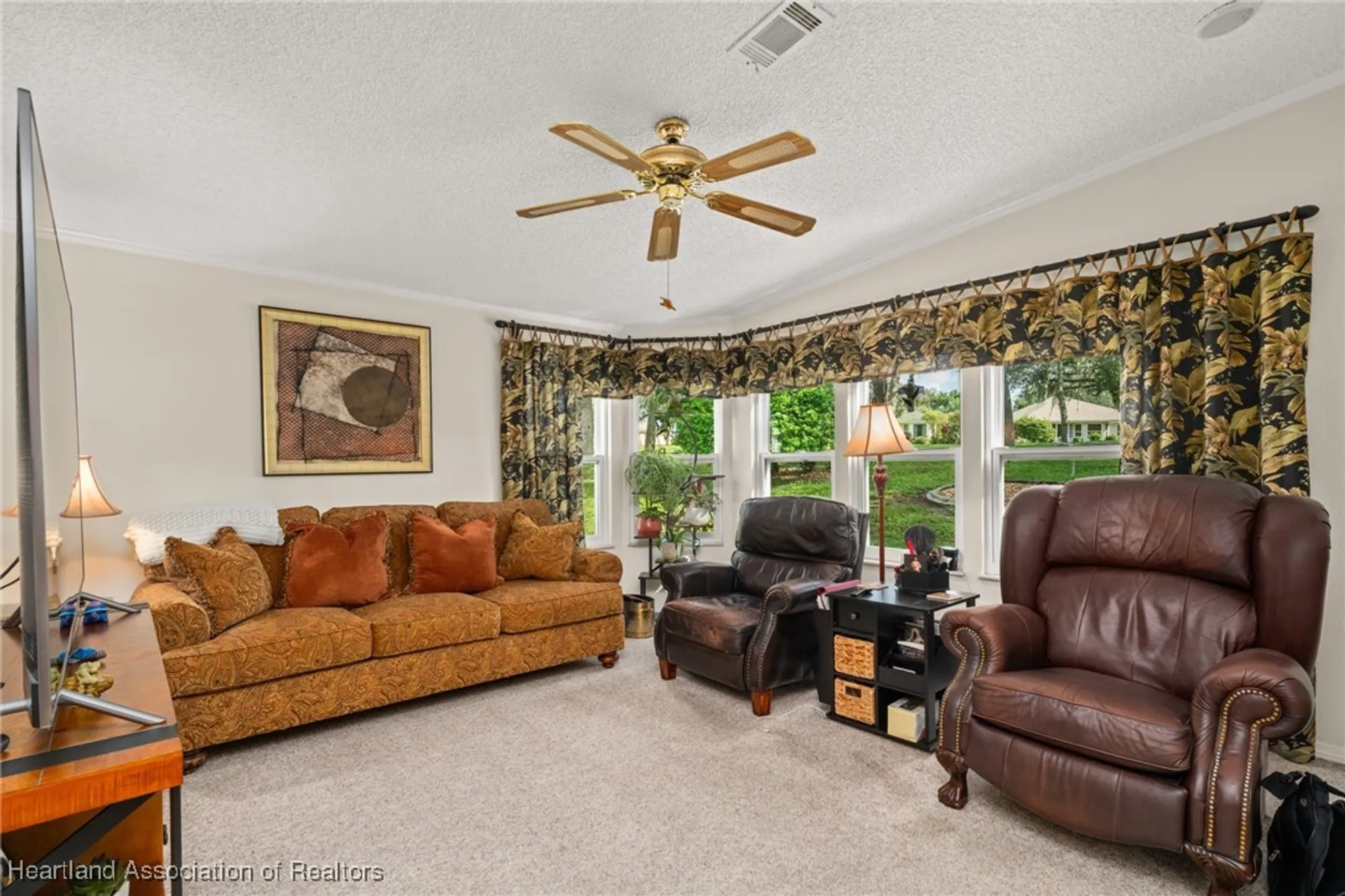 Property Slideshow image 2 of 50 | 2877 s driftwood ct, Avon Park, FL, 33825