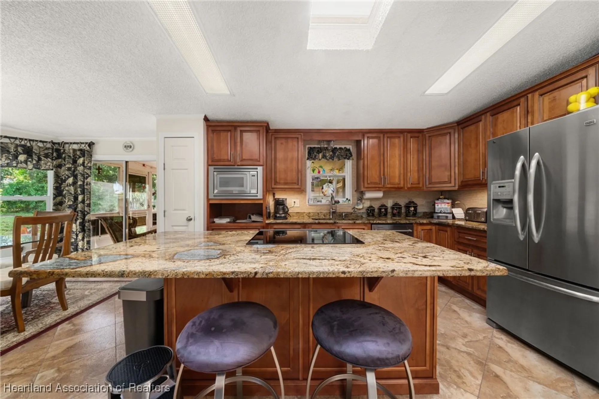 Property Slideshow image 8 of 50 | 2877 s driftwood ct, Avon Park, FL, 33825