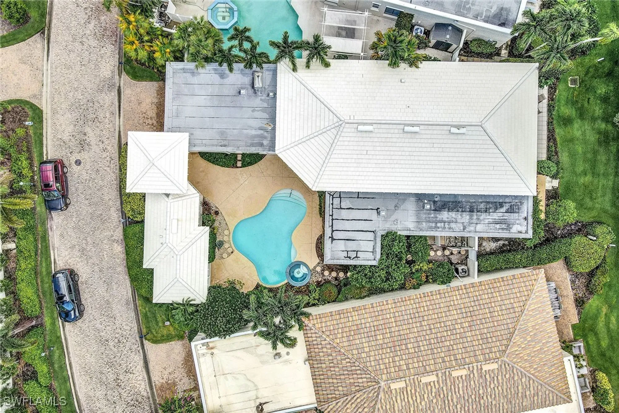 Property Slideshow image 40 of 40 | 7964 grand bay dr # 8, Naples, FL, 34108