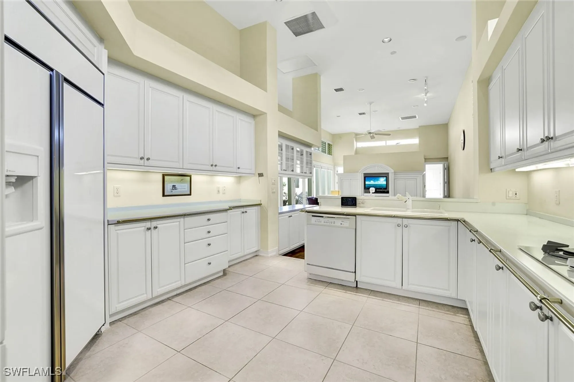 Property Slideshow image 9 of 40 | 7964 grand bay dr # 8, Naples, FL, 34108