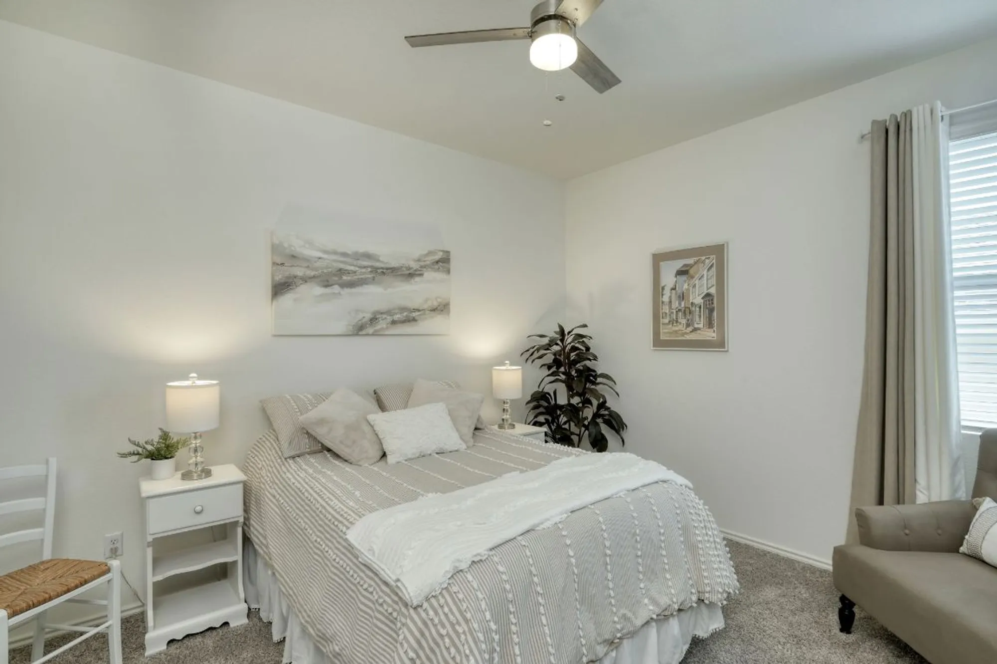 Property Slideshow image 19 of 35 | 708 affazia ln c, Georgetown, TX, 78628