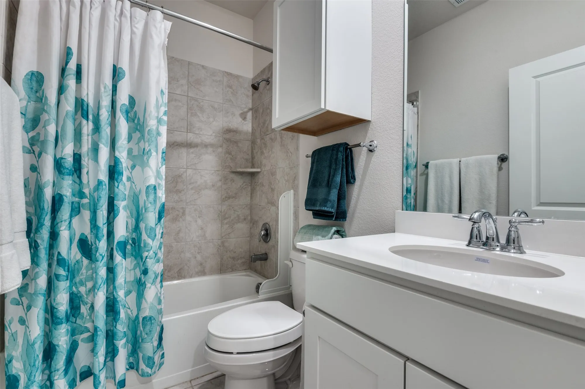 Property Slideshow image 15 of 23 | 105 mojave way, Red Oak, TX, 75154