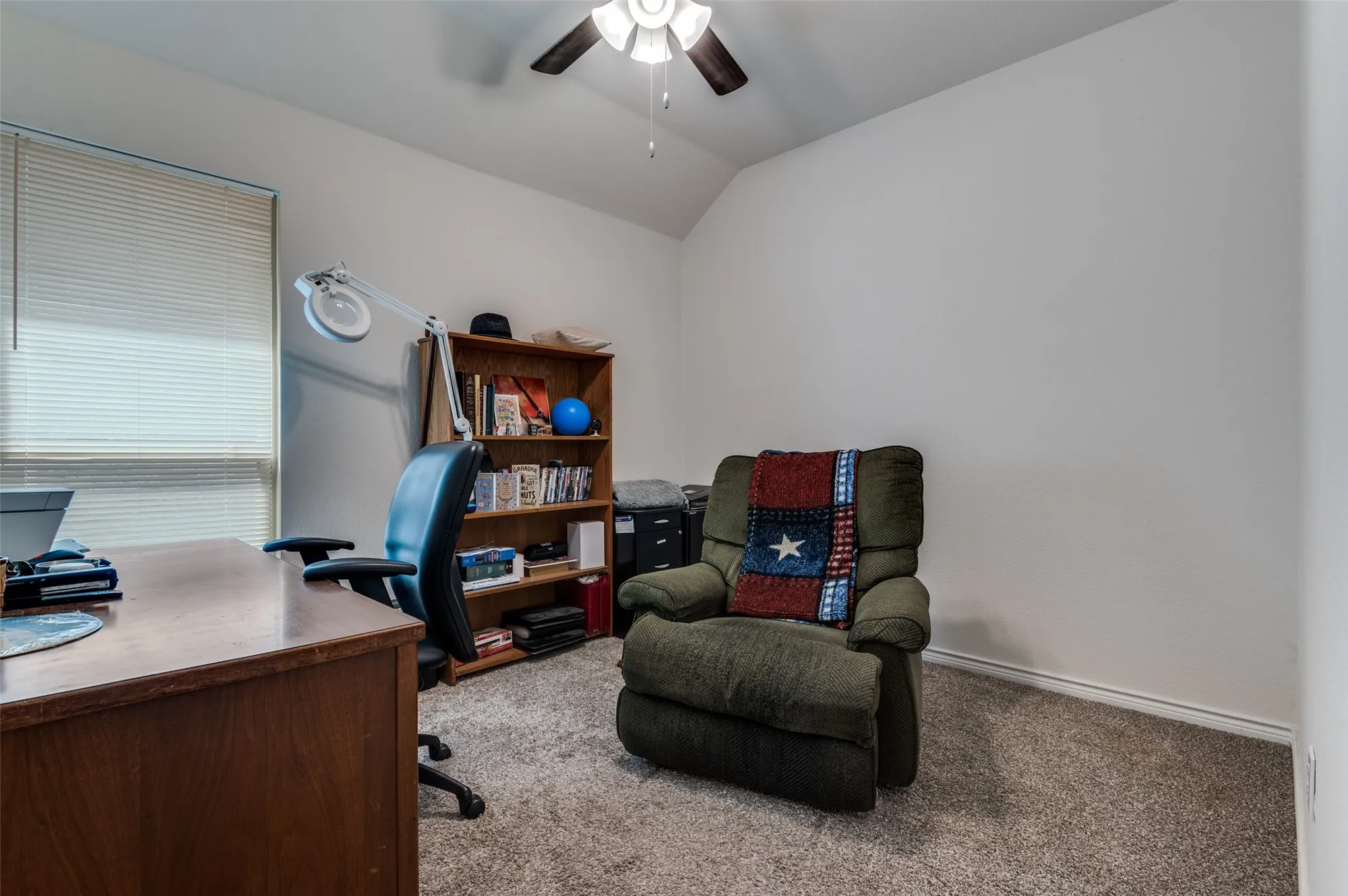 Property Slideshow image 16 of 23 | 105 mojave way, Red Oak, TX, 75154