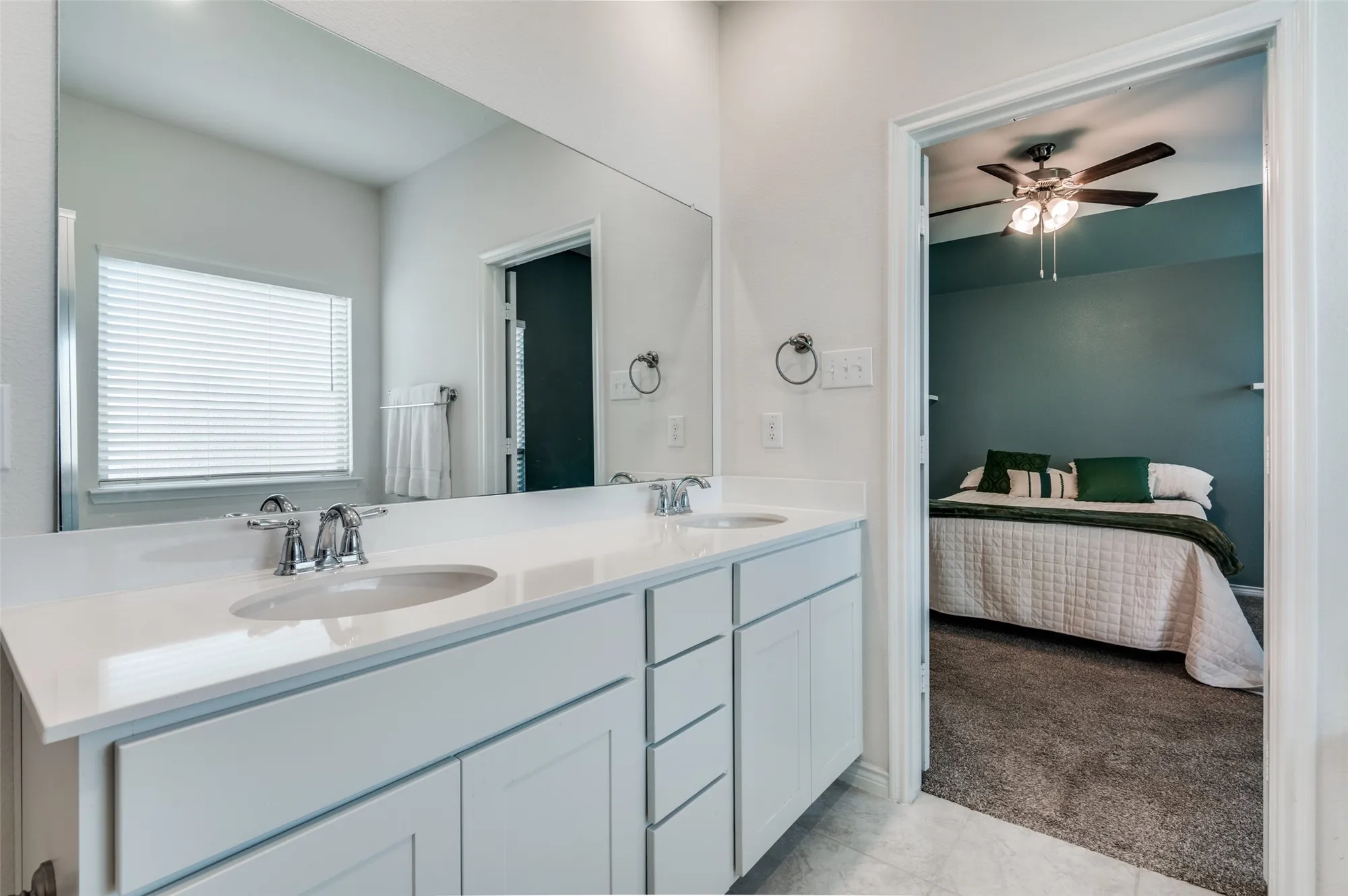 Property Slideshow image 13 of 23 | 105 mojave way, Red Oak, TX, 75154