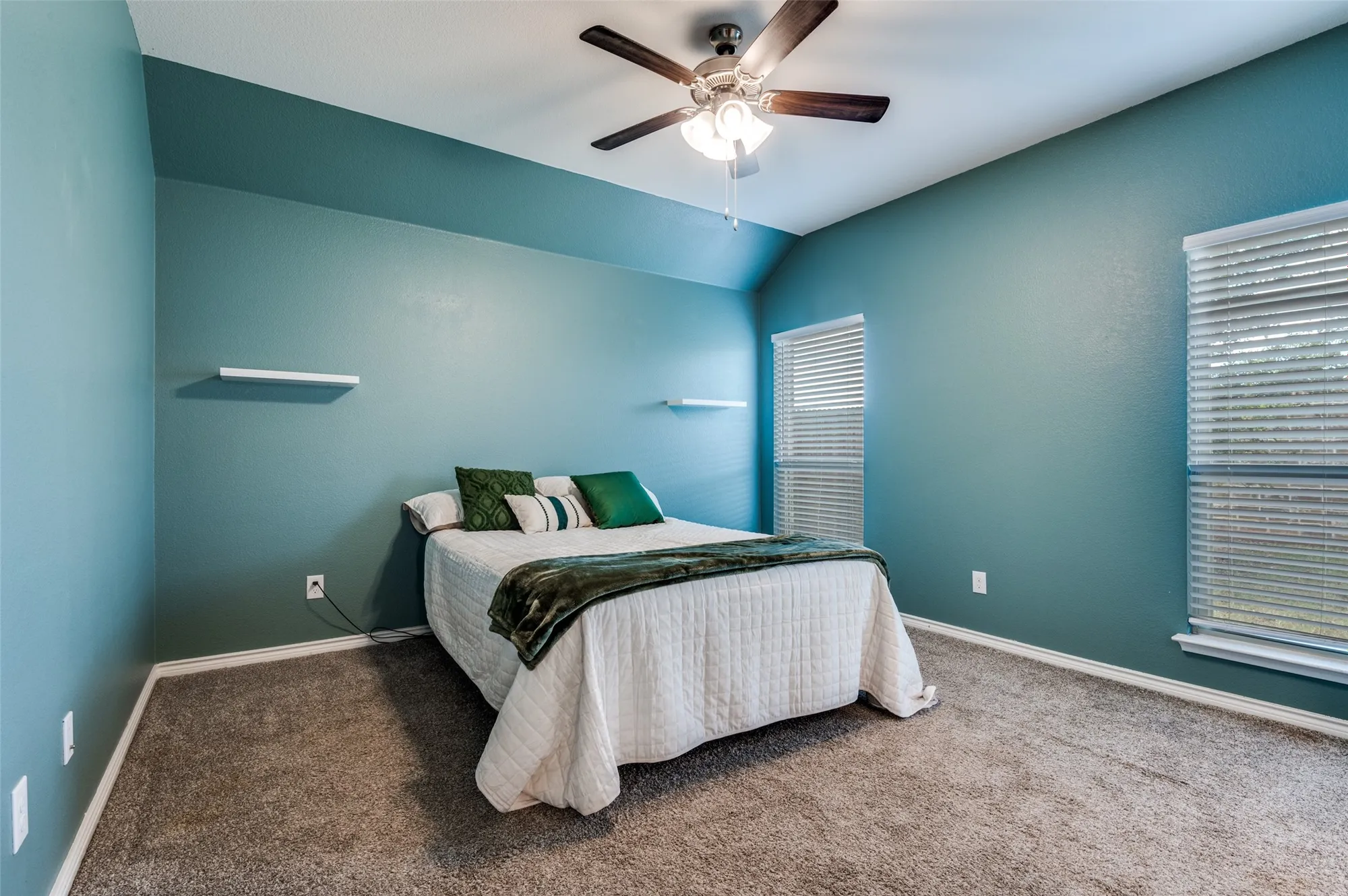 Property Slideshow image 9 of 23 | 105 mojave way, Red Oak, TX, 75154