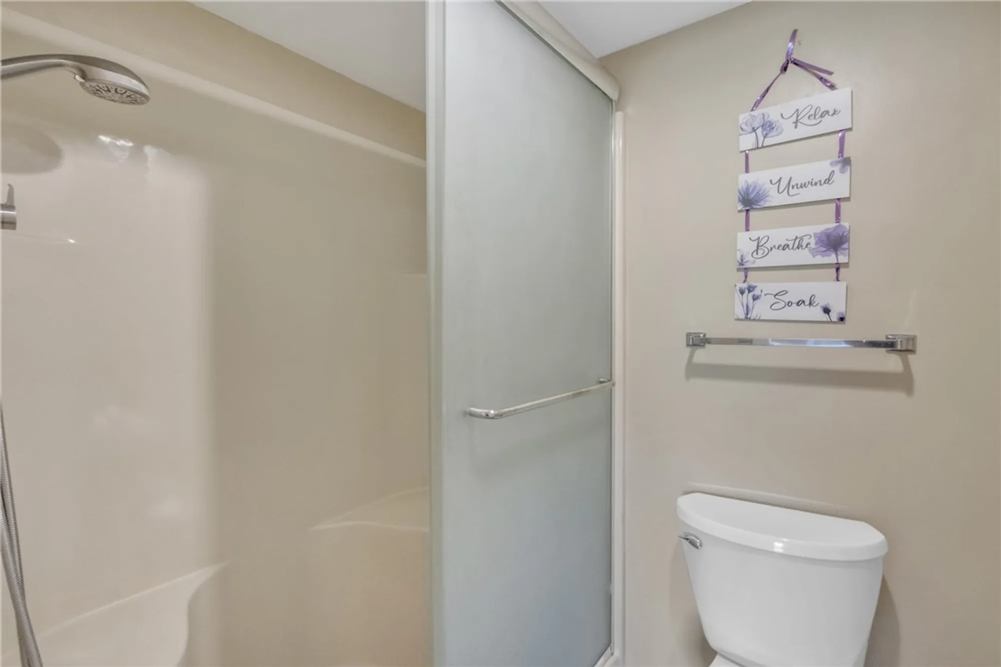 Property Slideshow image 18 of 36 | 18 plantation dr apt 106, Vero Beach, FL, 32966