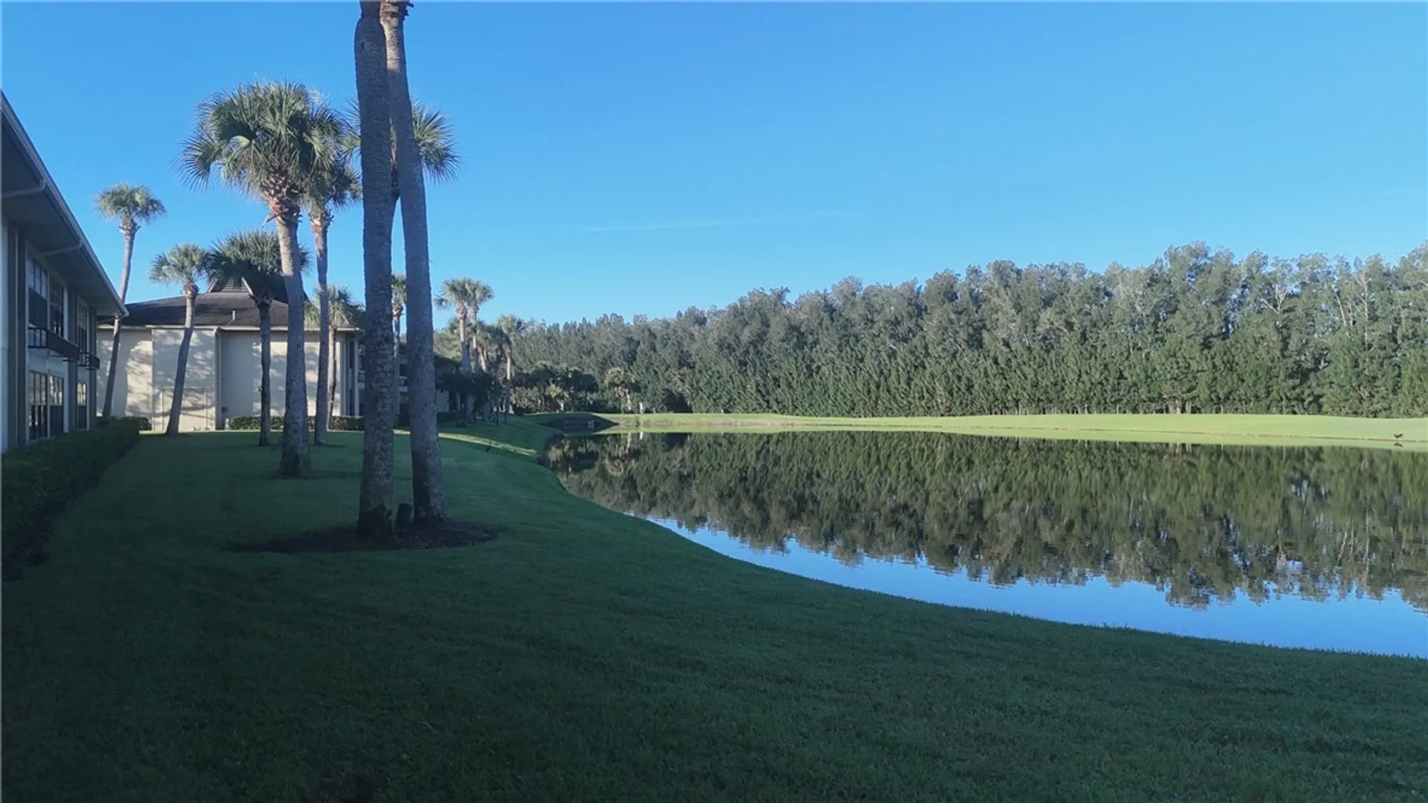 Property Slideshow image 31 of 36 | 18 plantation dr apt 106, Vero Beach, FL, 32966