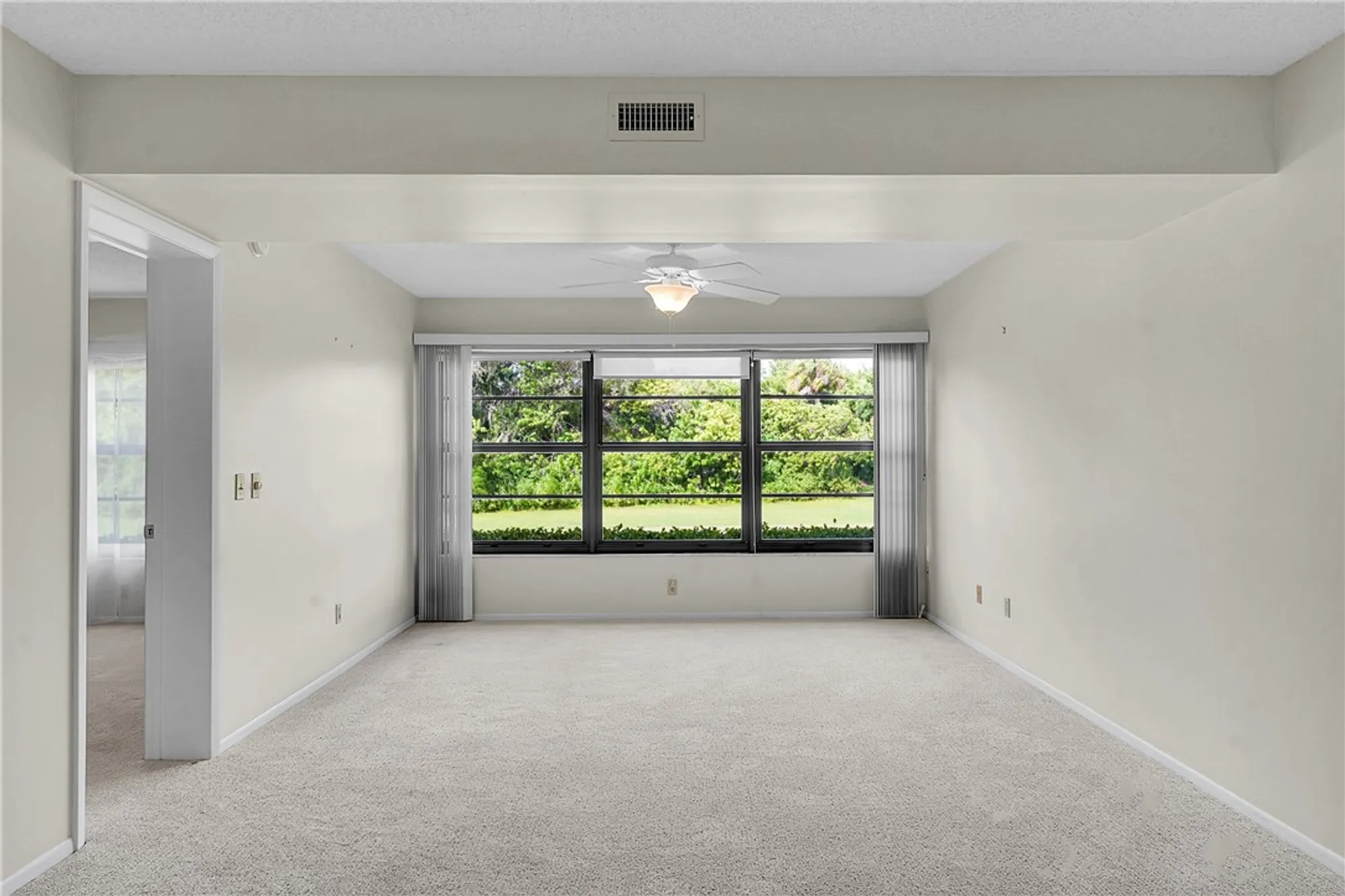 Property Slideshow image 1 of 31 | 27 plantation dr apt 102, Vero Beach, FL, 32966
