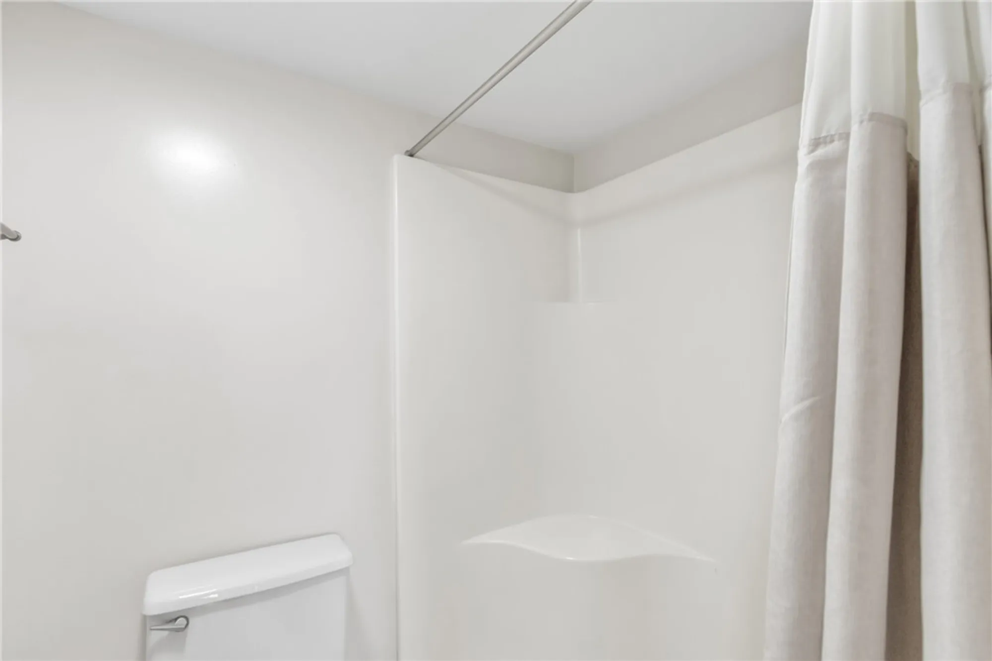 Property Slideshow image 19 of 36 | 33 plantation dr apt 201, Vero Beach, FL, 32966
