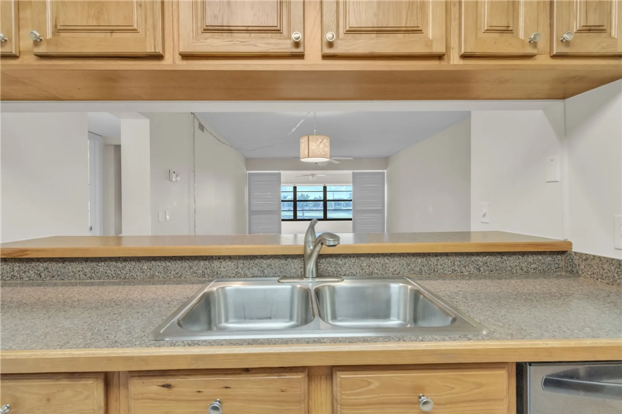 Property Slideshow image 4 of 36 | 33 plantation dr apt 201, Vero Beach, FL, 32966