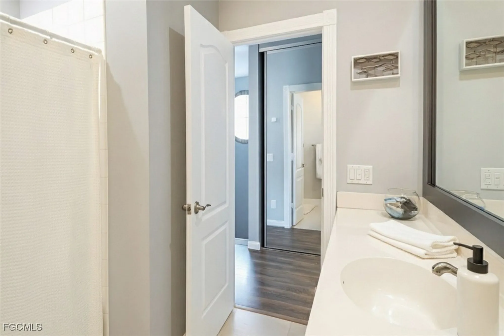 Property Slideshow image 17 of 18 | 6112 towncenter cir, Naples, FL, 34119