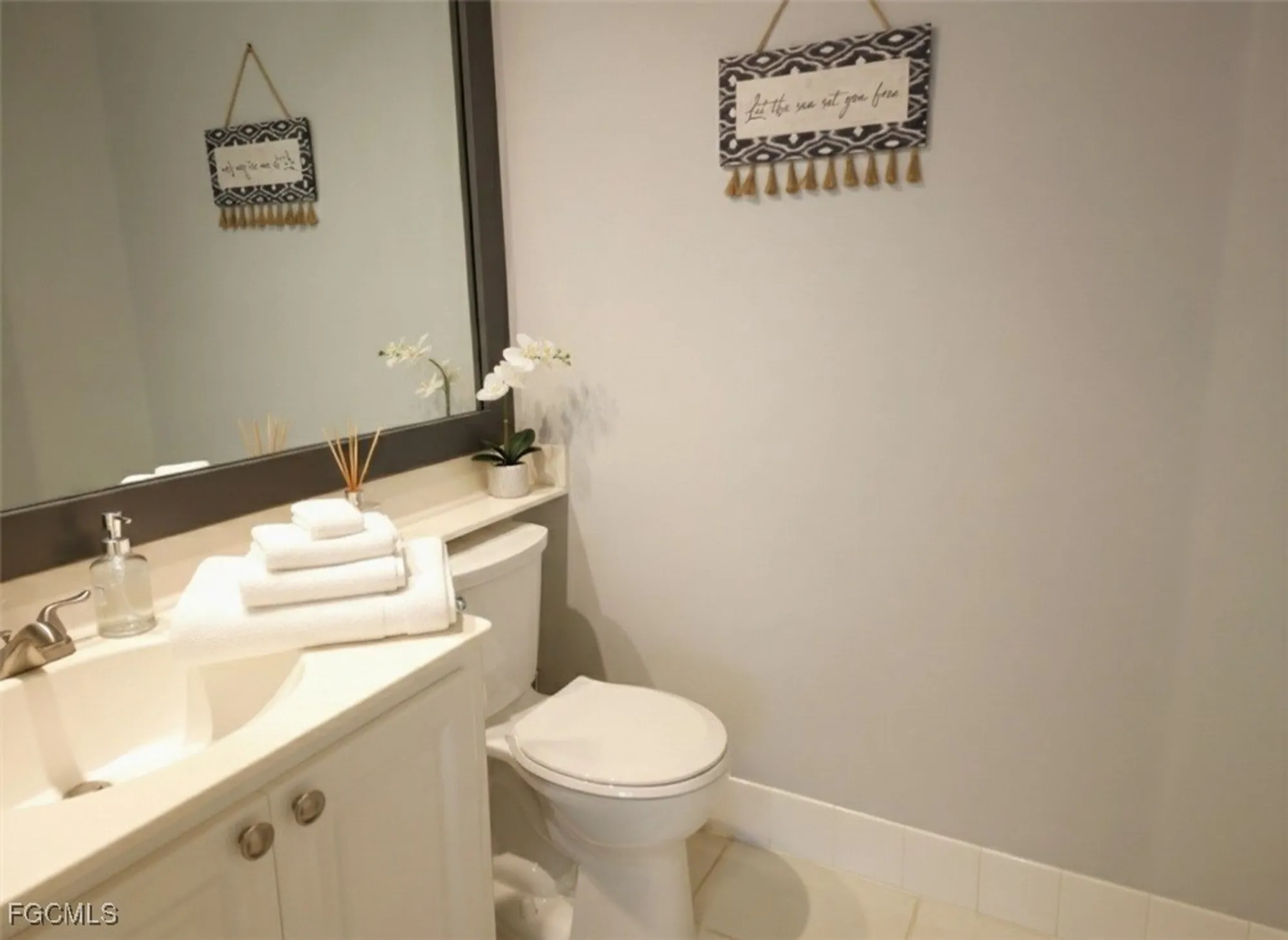 Property Slideshow image 5 of 18 | 6112 towncenter cir, Naples, FL, 34119