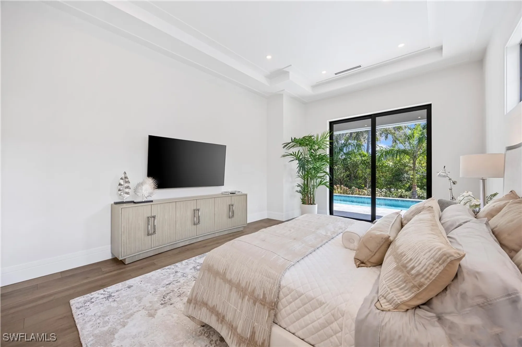 Property Slideshow image 19 of 50 | 3540 crayton rd, Naples, FL, 34103