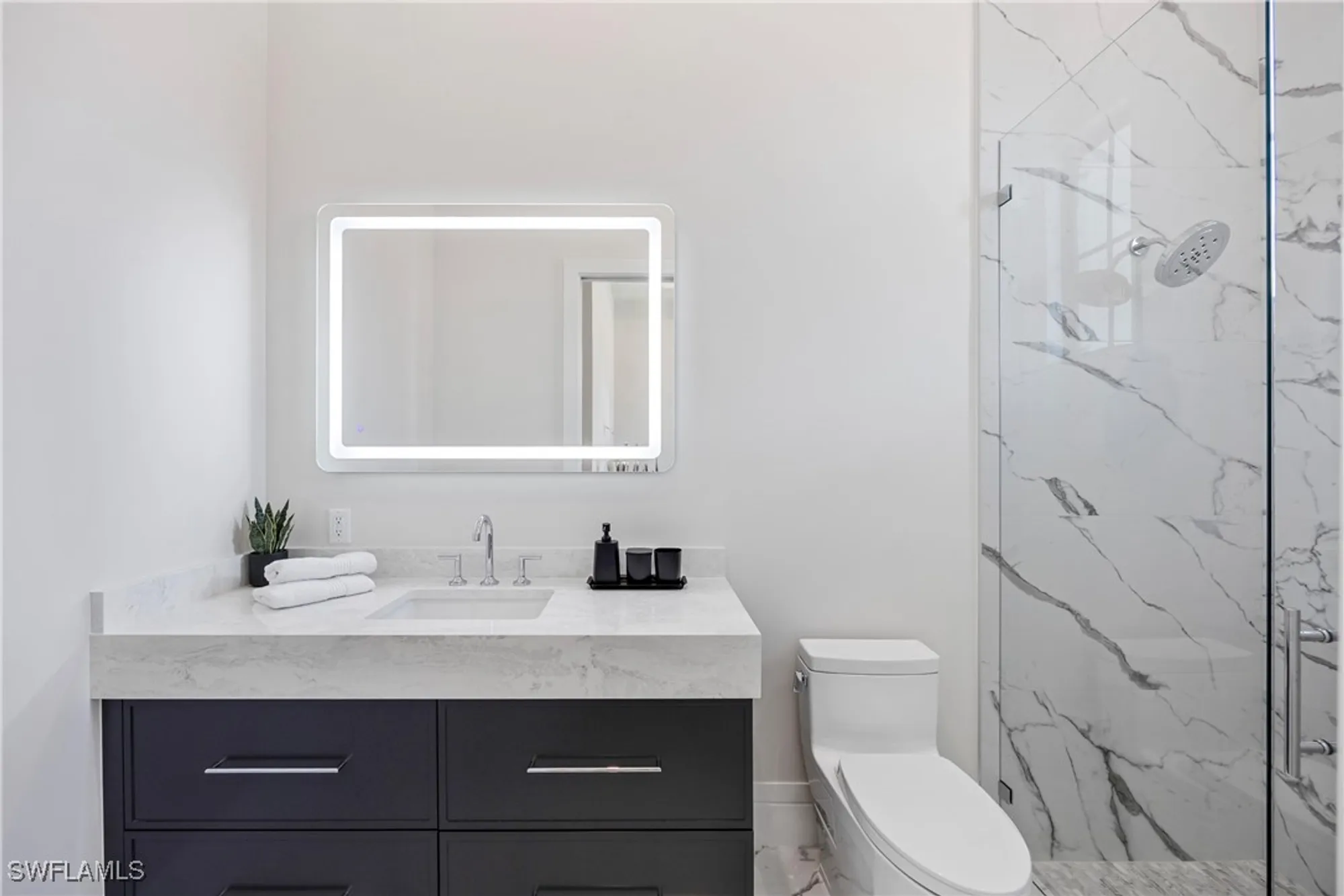 Property Slideshow image 25 of 50 | 3540 crayton rd, Naples, FL, 34103