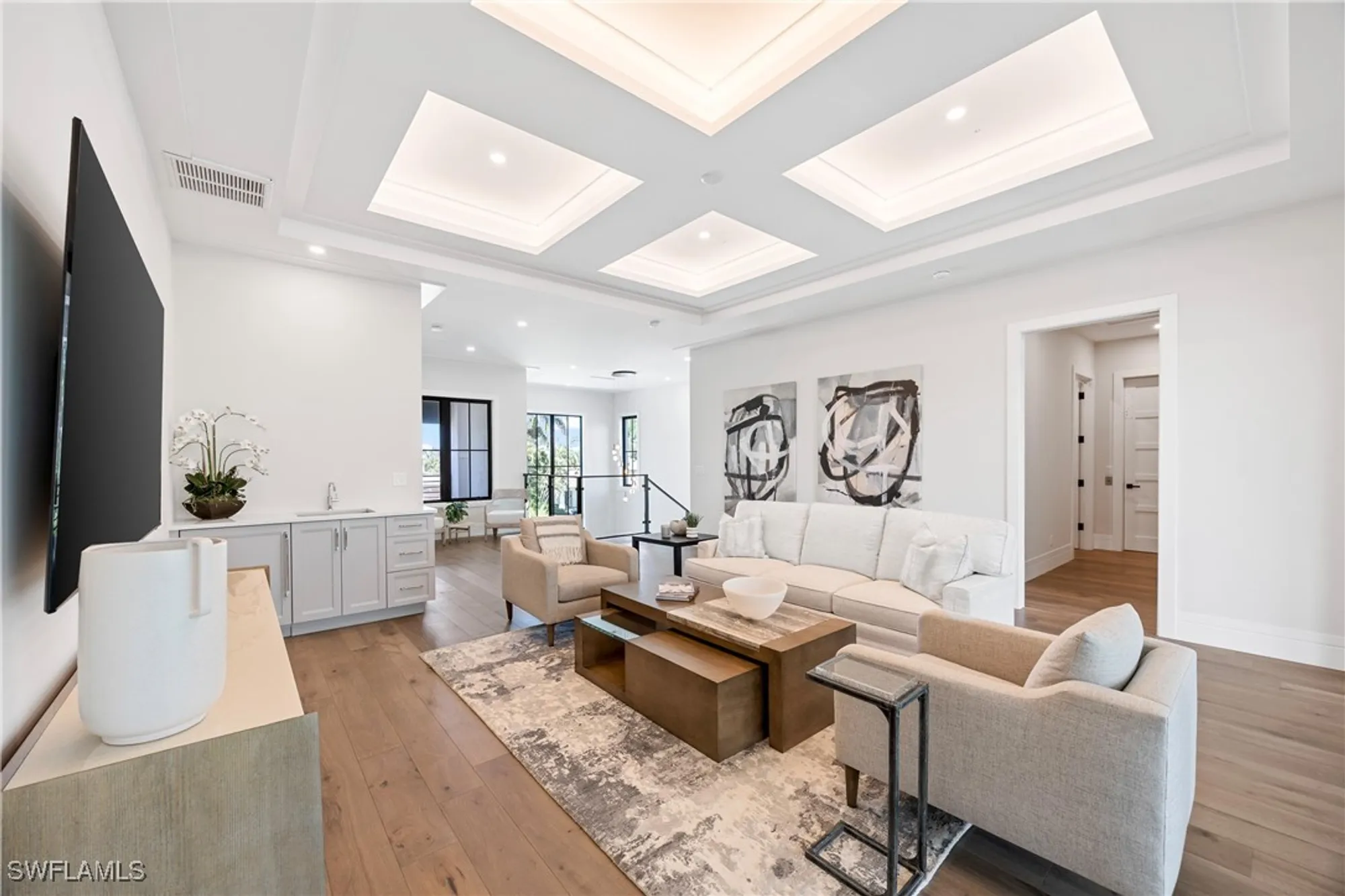 Property Slideshow image 27 of 50 | 3540 crayton rd, Naples, FL, 34103