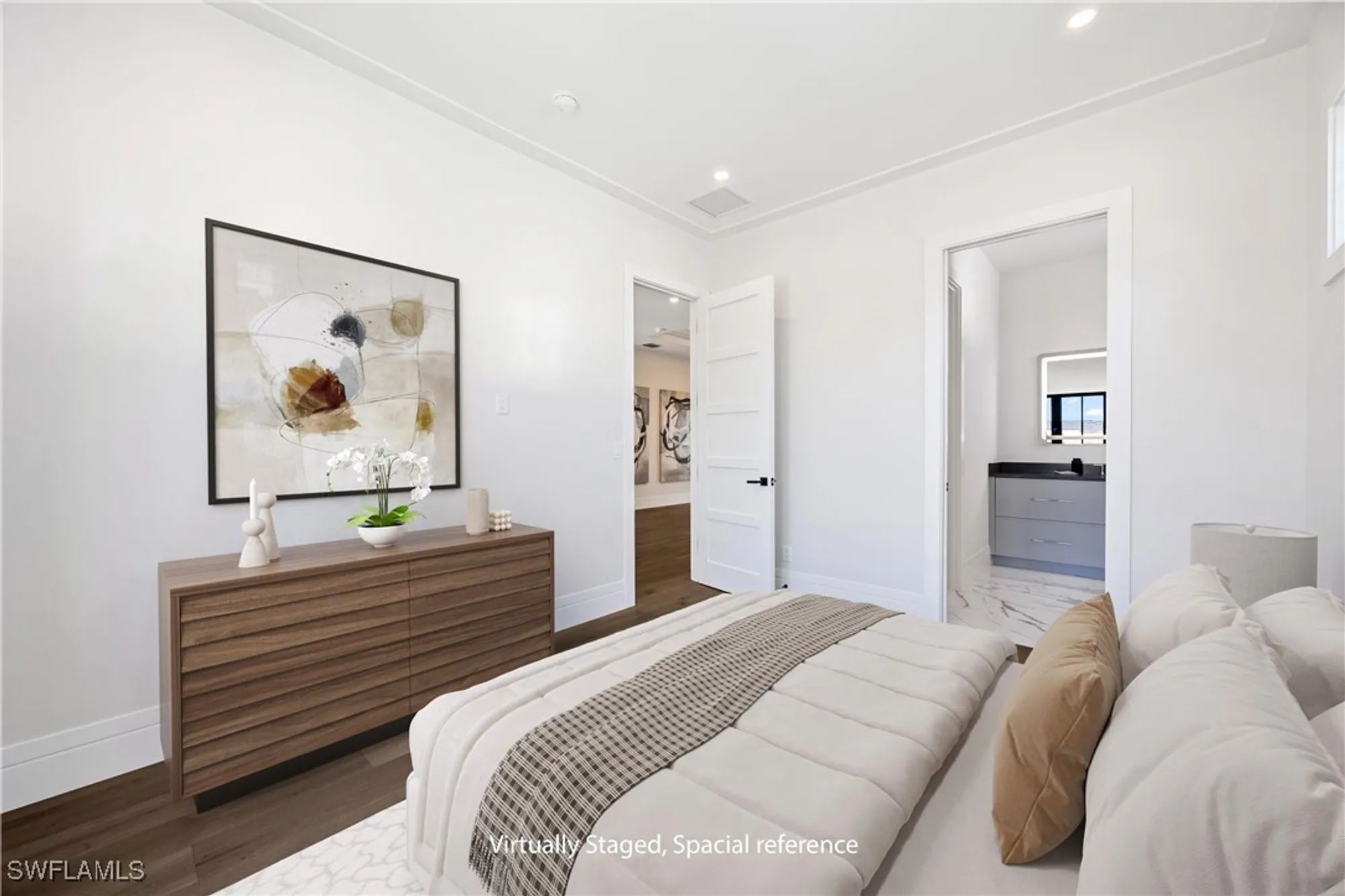 Property Slideshow image 32 of 50 | 3540 crayton rd, Naples, FL, 34103