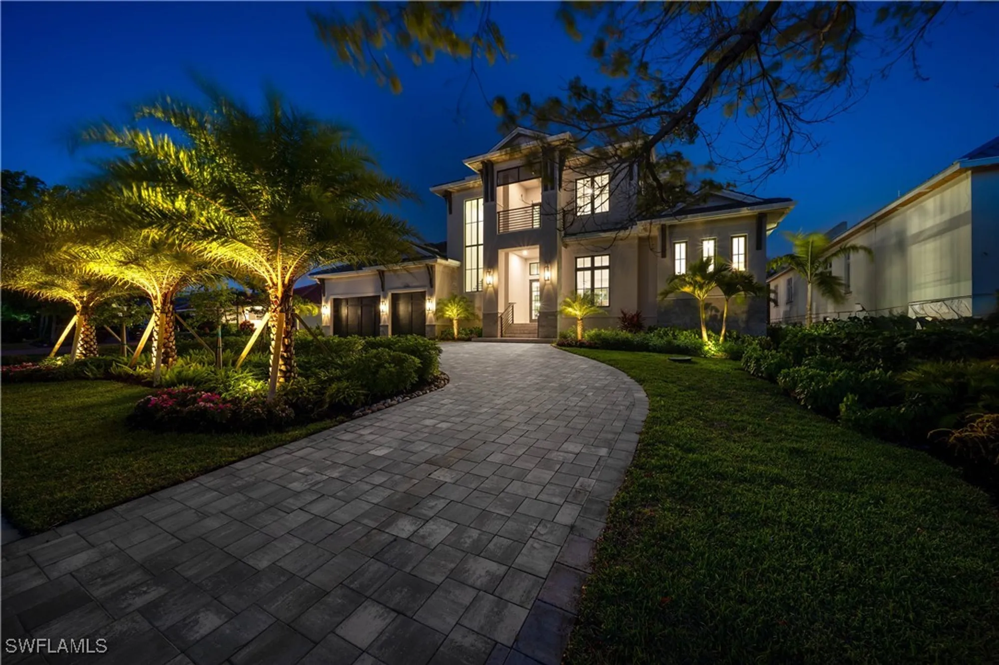 Property Slideshow image 4 of 50 | 3540 crayton rd, Naples, FL, 34103