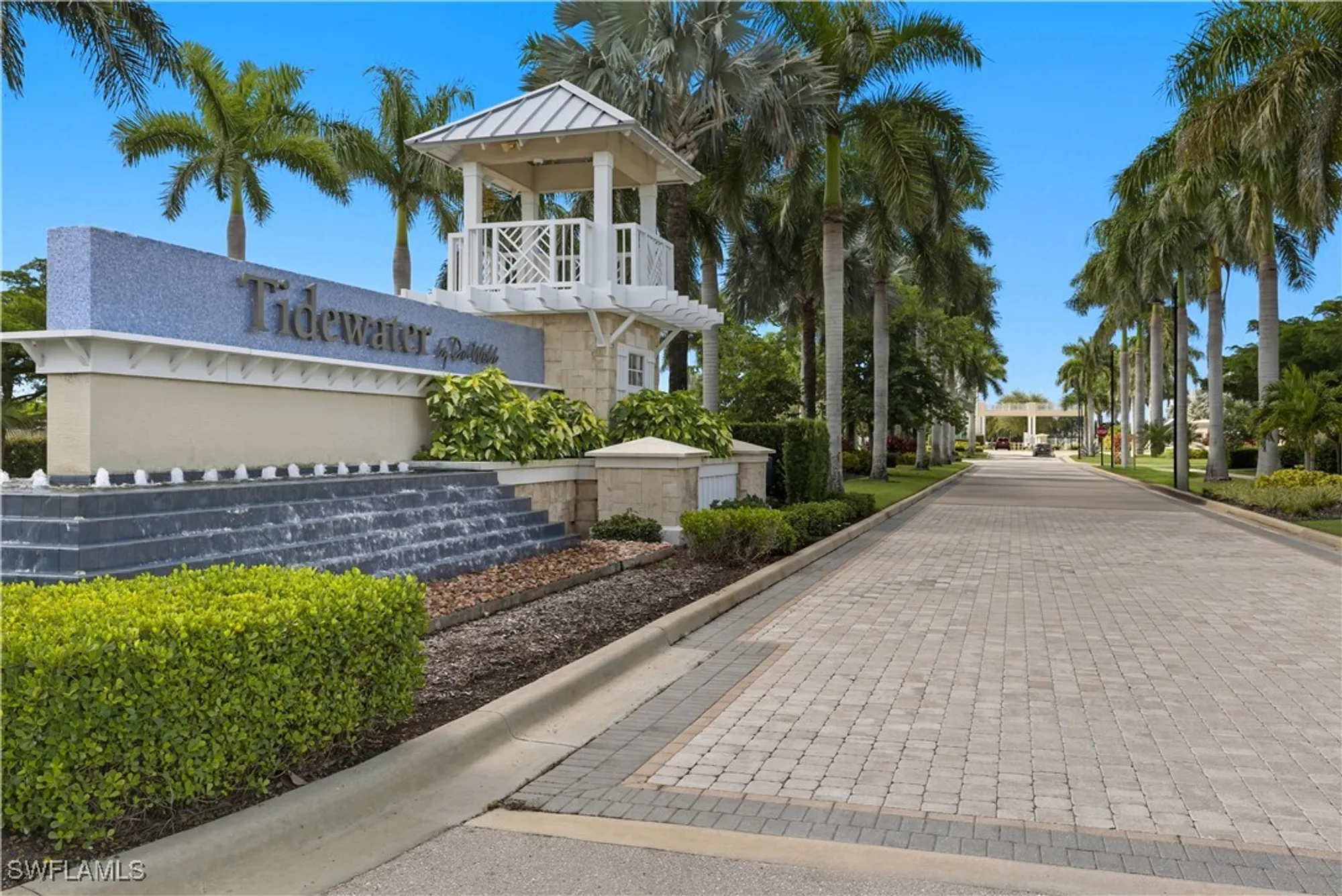 Property Slideshow image 2 of 49 | 10524 otter key ln, Estero, FL, 33928