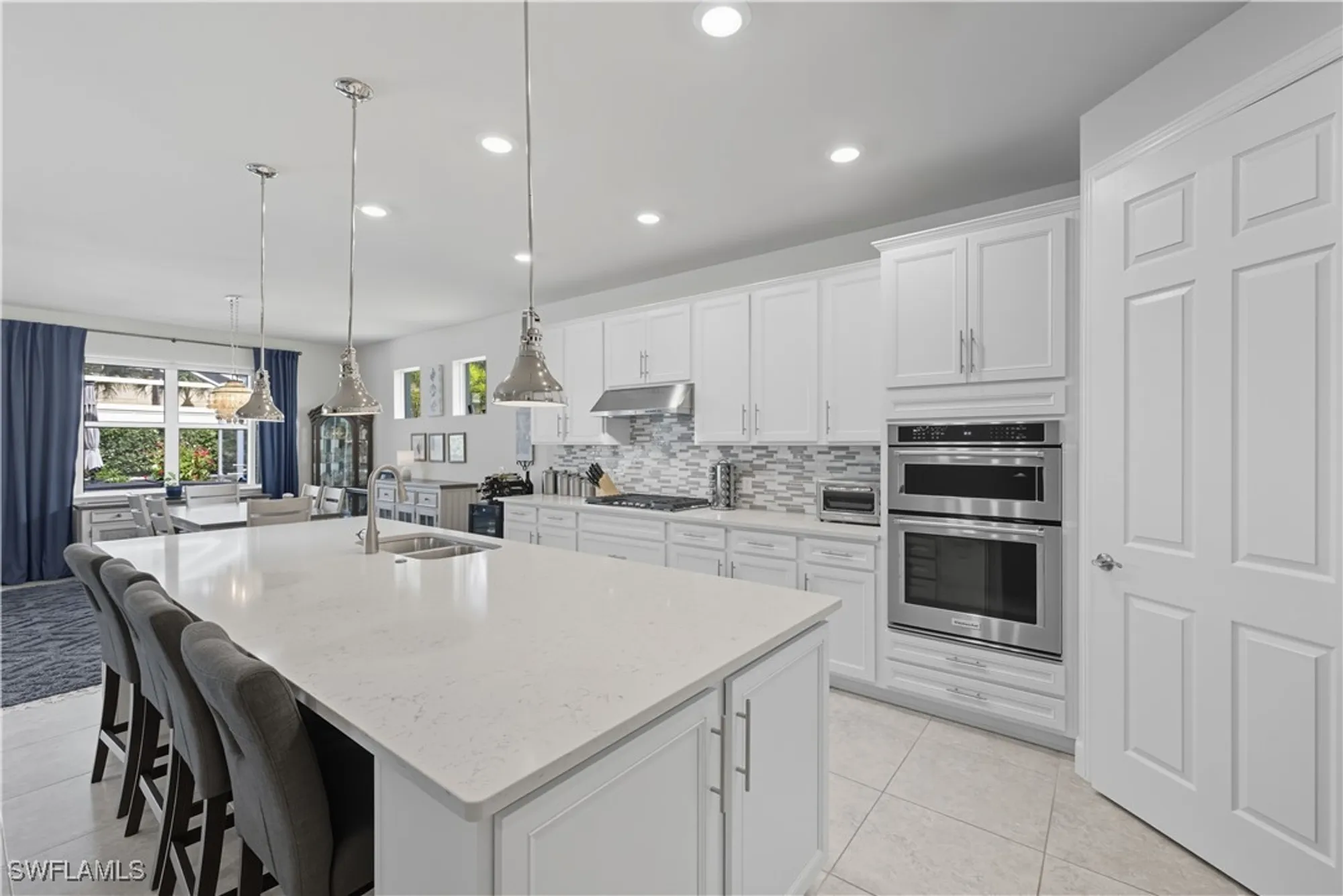 Property Slideshow image 9 of 49 | 10524 otter key ln, Estero, FL, 33928