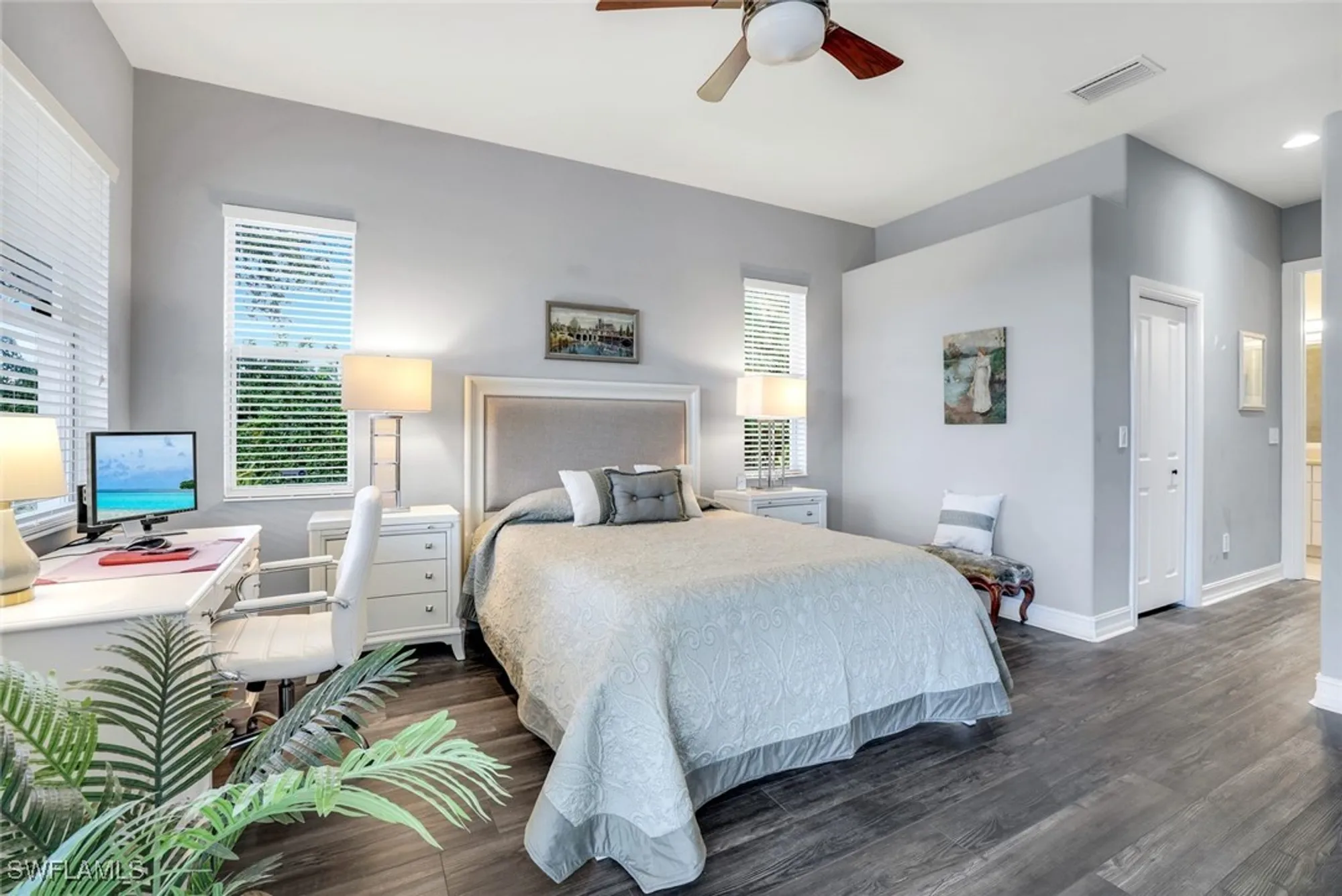 Property Slideshow image 12 of 23 | 6062 divot ct, Naples, FL, 34113