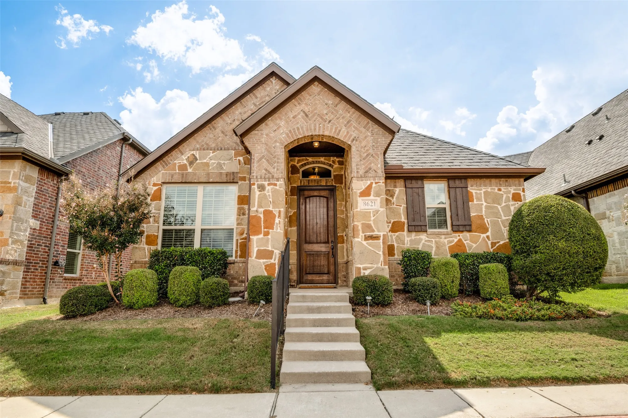Property Slideshow image 1 of 24 | 8621 grassland dr, Mckinney, TX, 75070