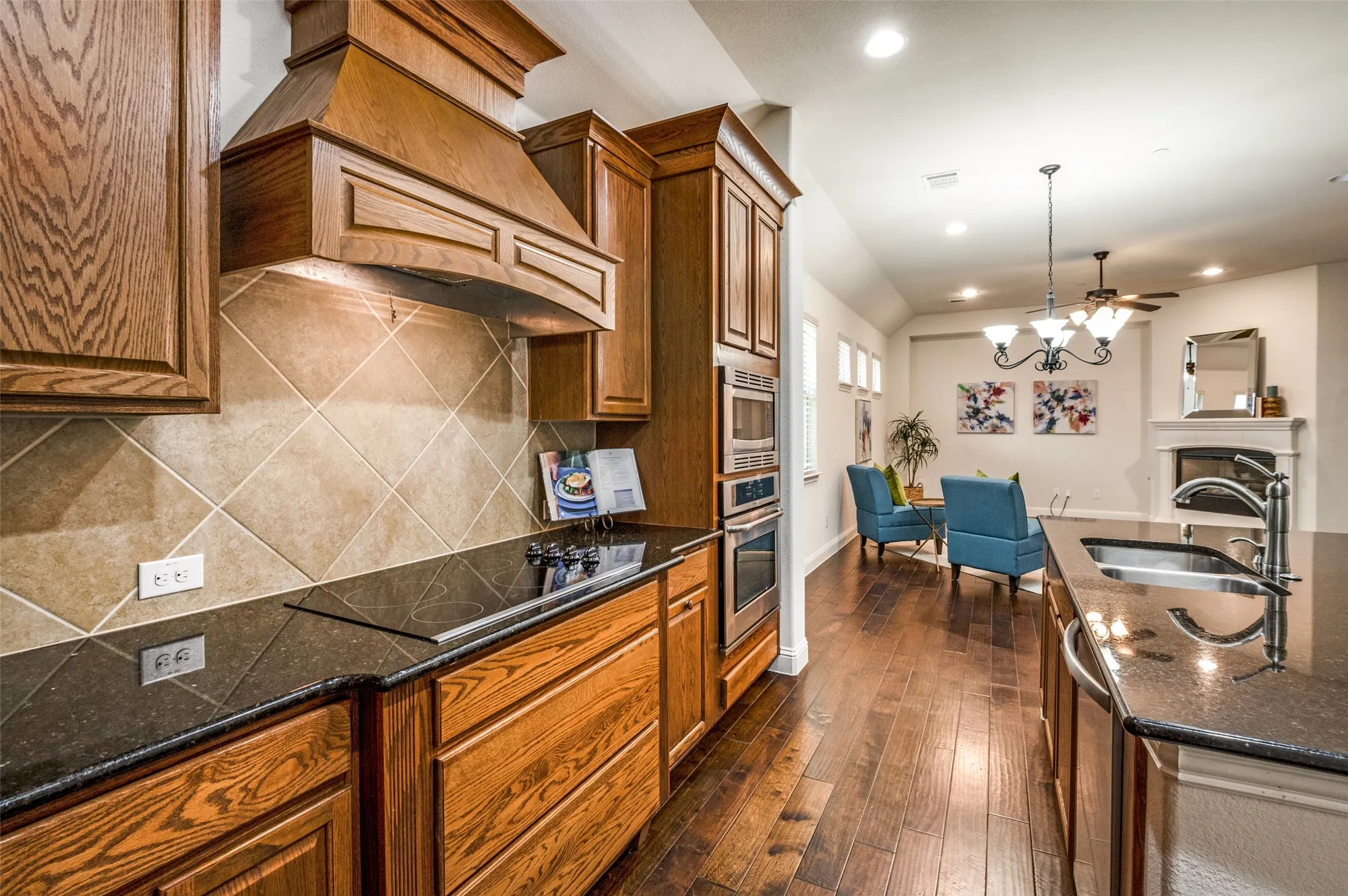 Property Slideshow image 7 of 24 | 8621 grassland dr, Mckinney, TX, 75070