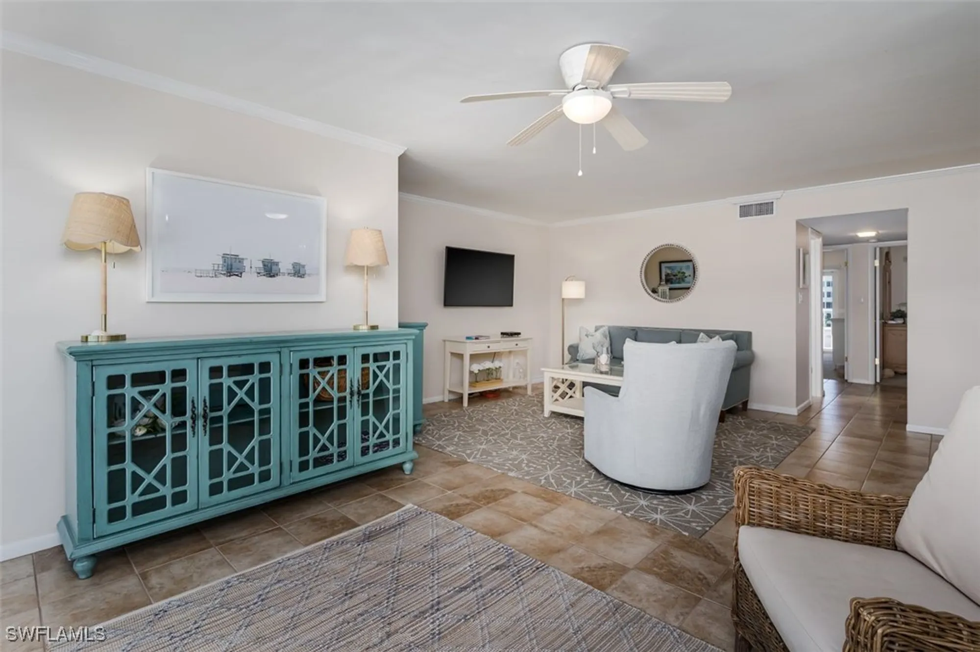 Property Slideshow image 10 of 40 | 3450 gulf shore blvd 315, Naples, FL, 34103