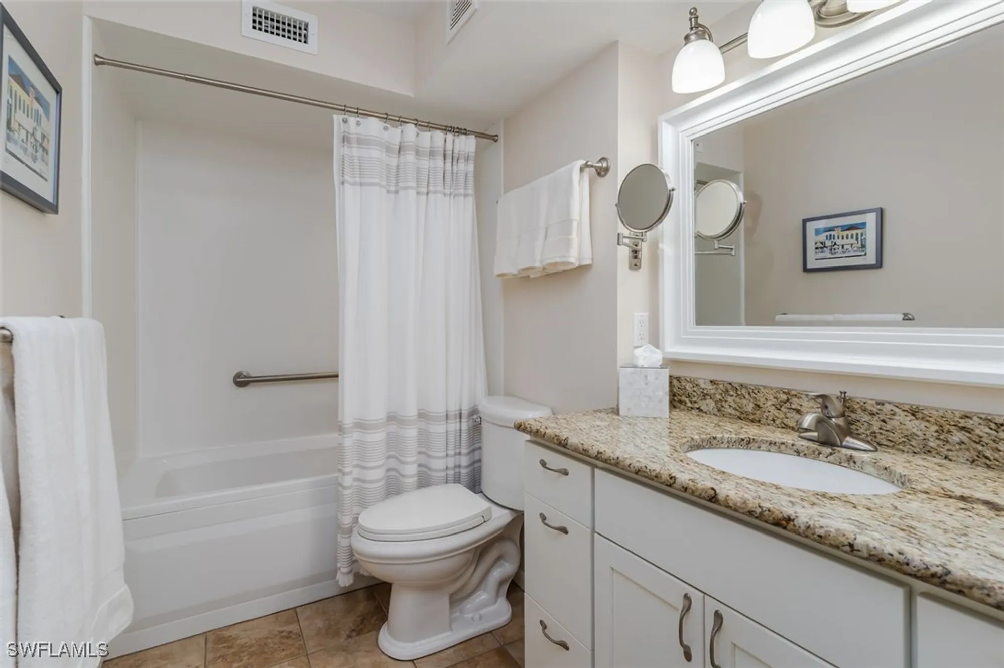 Property Slideshow image 21 of 40 | 3450 gulf shore blvd 315, Naples, FL, 34103