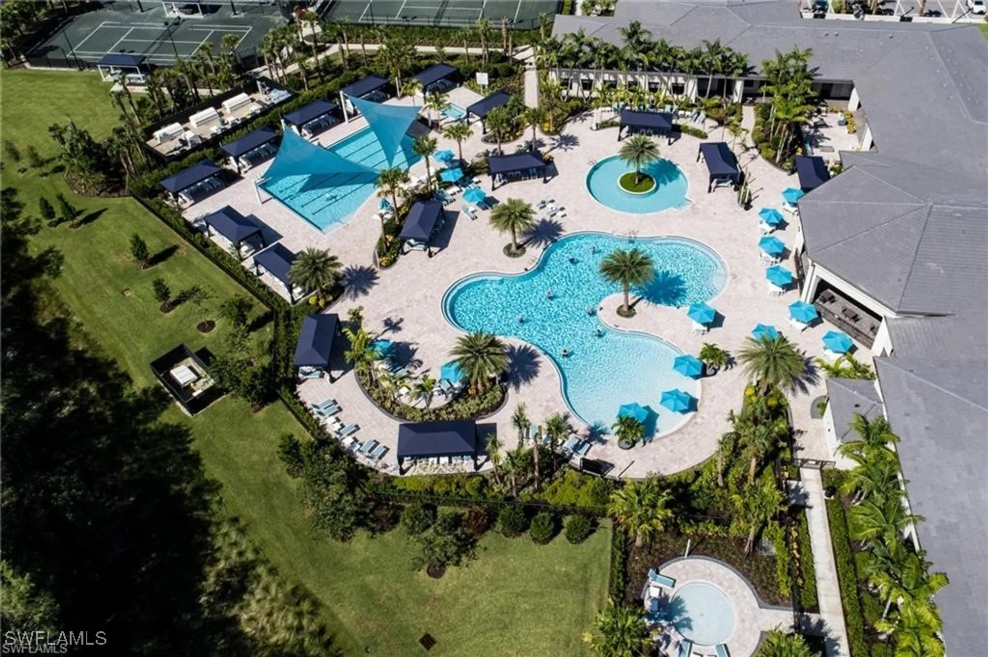 Property Slideshow image 14 of 26 | 16581 calistoga dr, Bonita Springs, FL, 34135