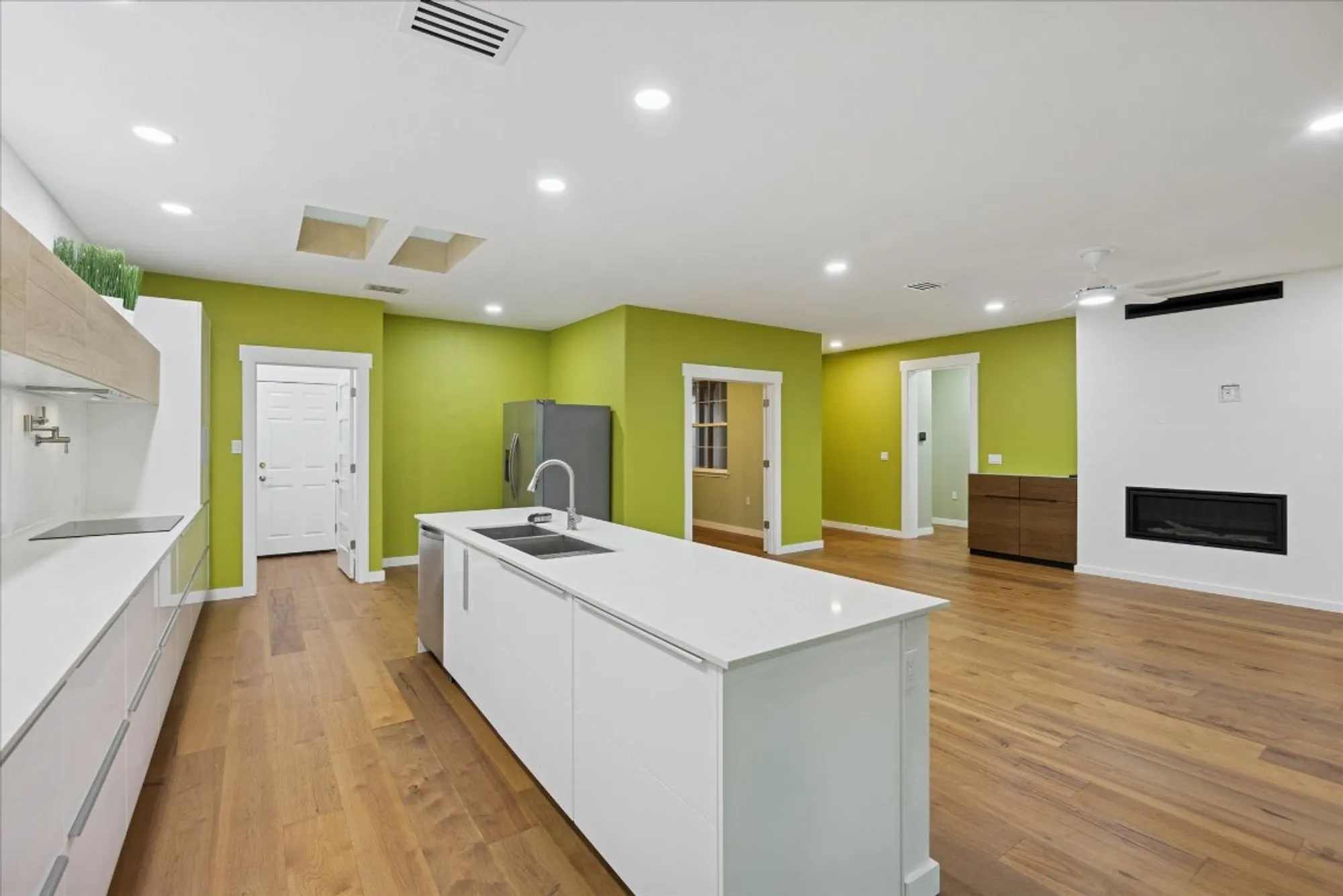 Property Slideshow image 10 of 36 | 110 hale ct, Georgetown, TX, 78633