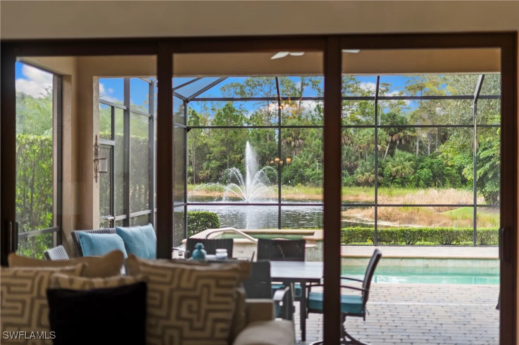 Property Slideshow image 15 of 18 | 6564 roma way, Naples, FL, 34113