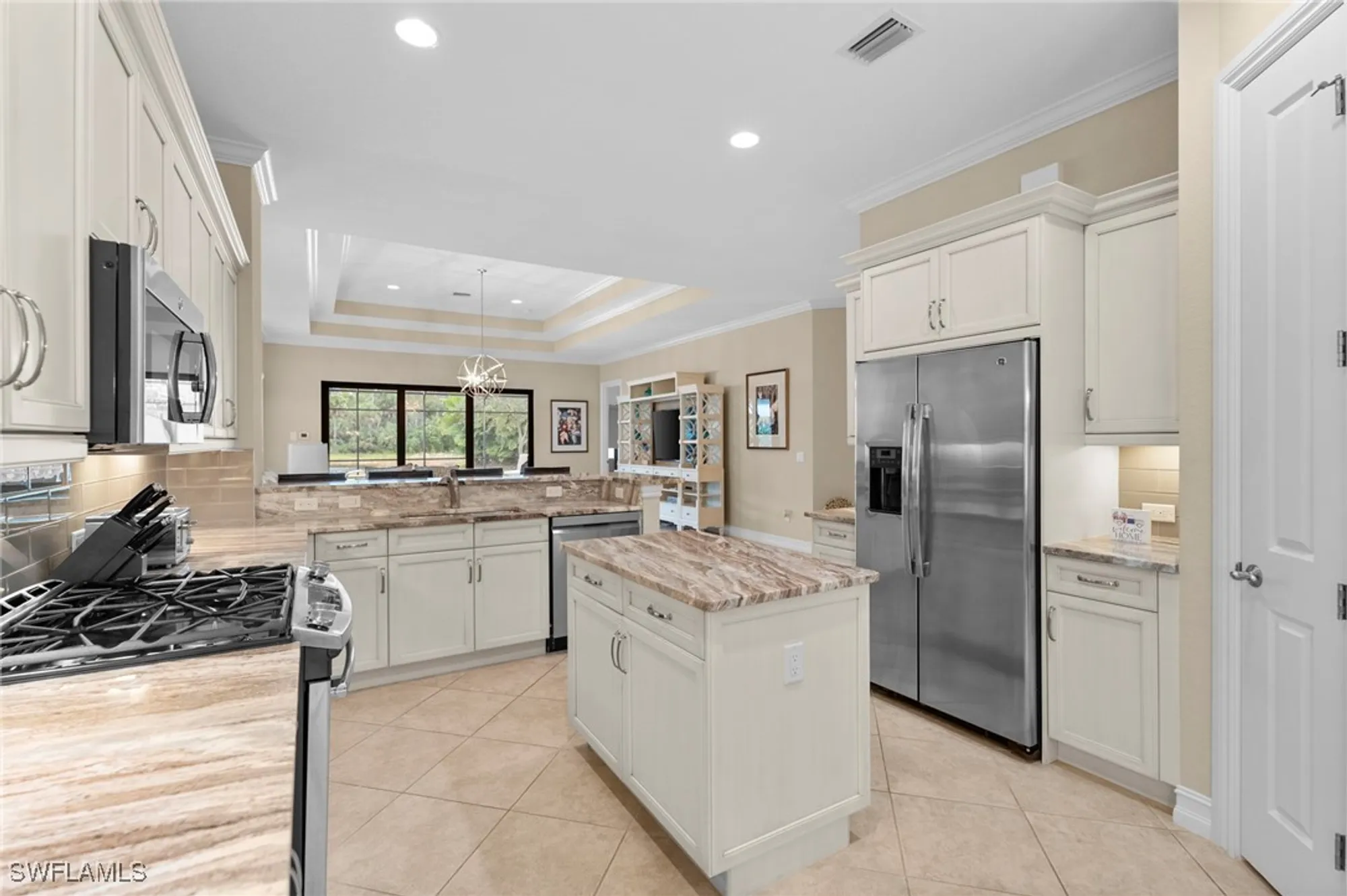 Property Slideshow image 8 of 18 | 6564 roma way, Naples, FL, 34113
