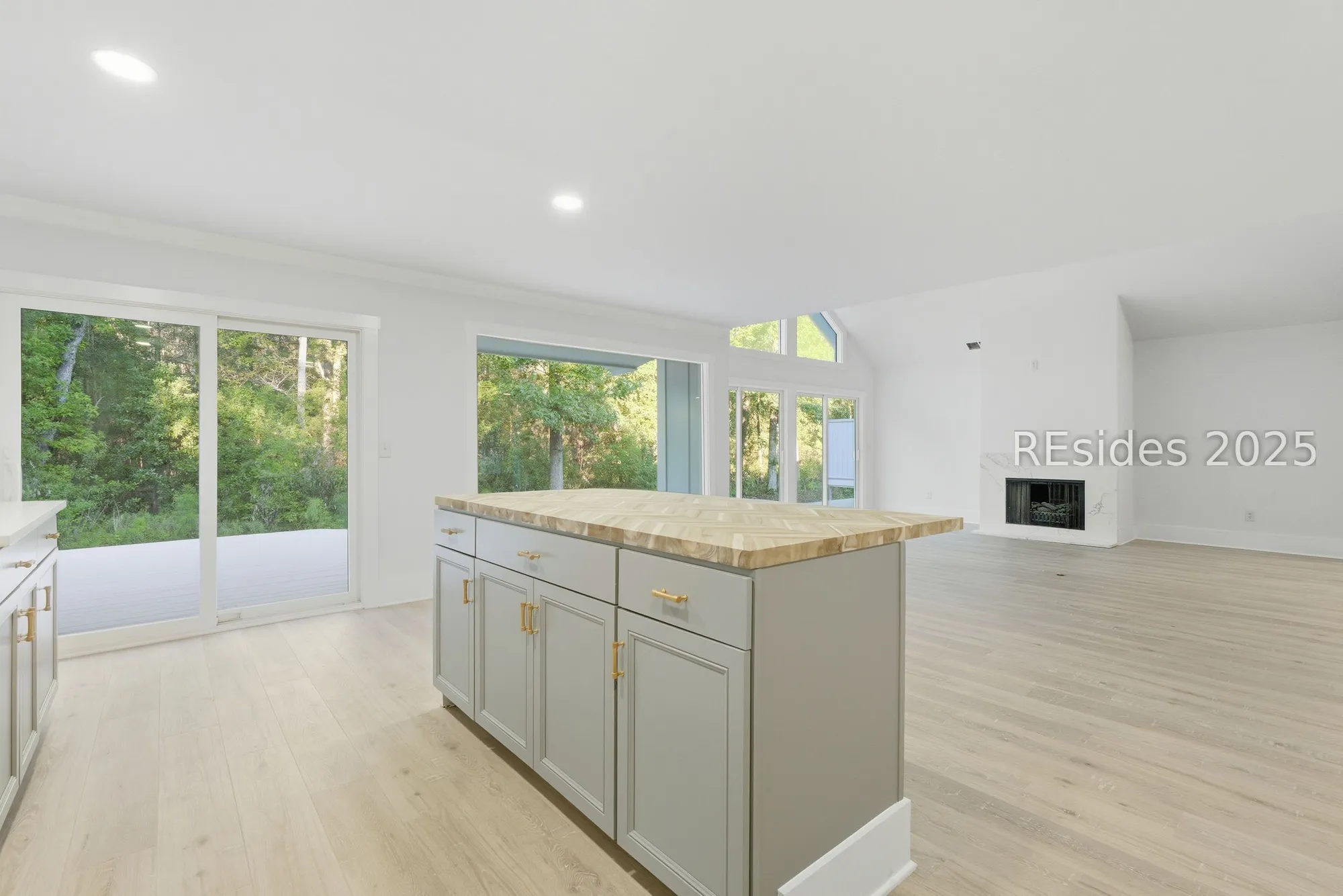 Property Slideshow image 13 of 73 | 90 cypress marsh dr, Hilton Head Island, SC, 29926