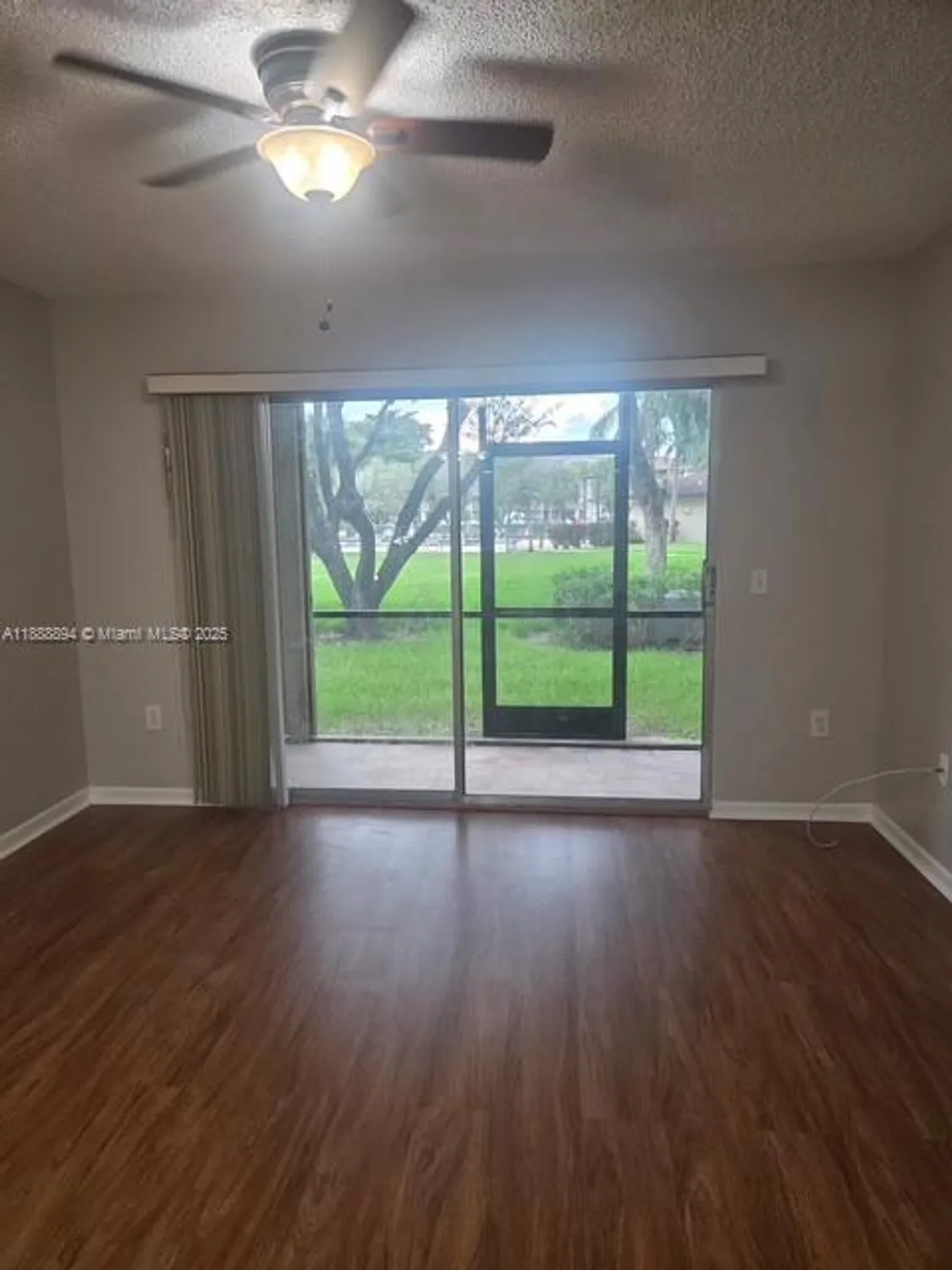 Property Slideshow image 4 of 13 | 1200 sw 137th ave e110, Pembroke Pines, FL, 33027