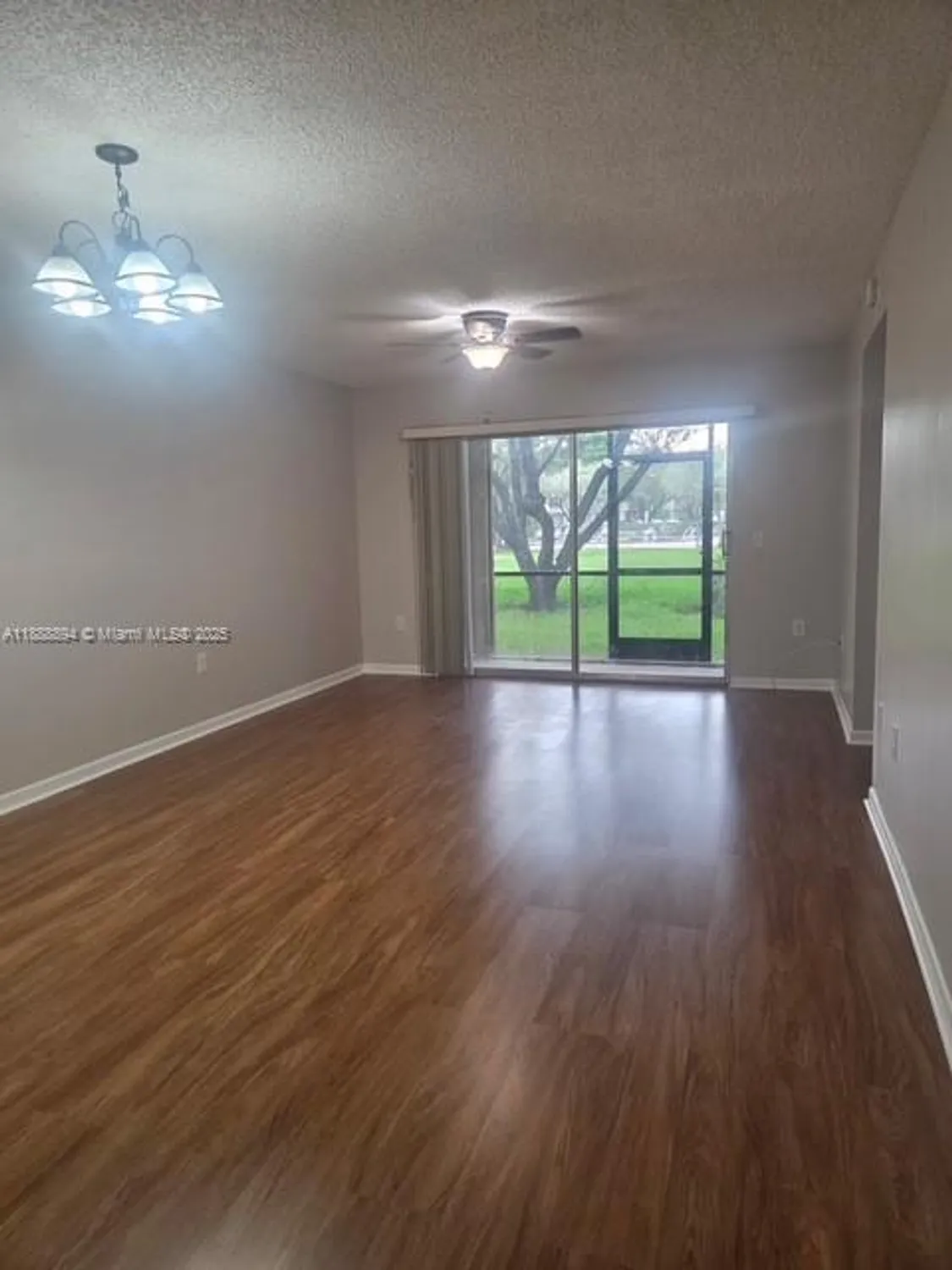 Property Slideshow image 5 of 13 | 1200 sw 137th ave e110, Pembroke Pines, FL, 33027