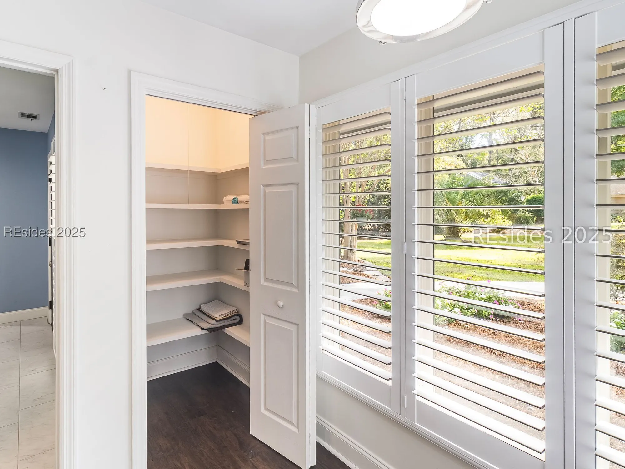 Property Slideshow image 10 of 44 | 8 chickadee rd, Hilton Head Island, SC, 29926