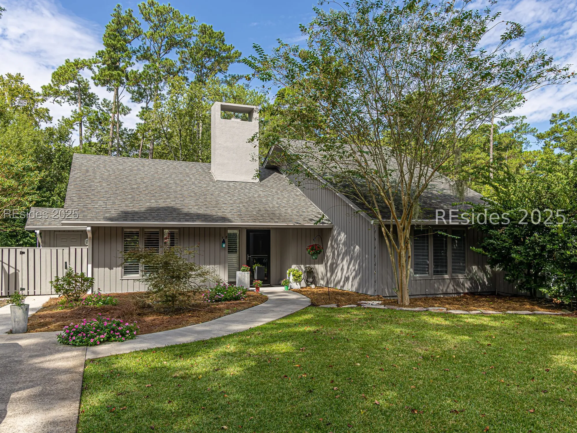 Property Slideshow image 2 of 44 | 8 chickadee rd, Hilton Head Island, SC, 29926