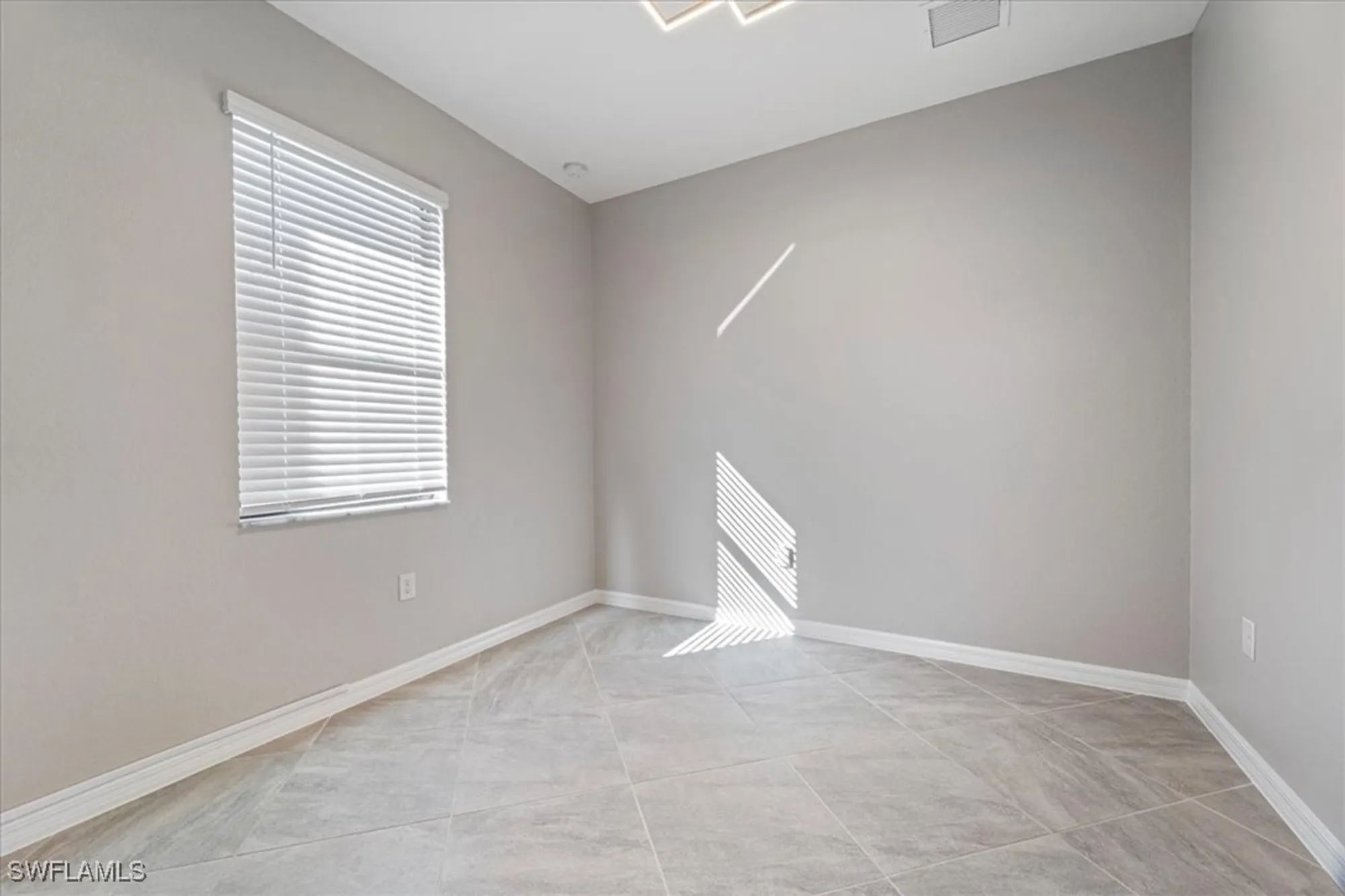 Property Slideshow image 22 of 50 | 12000 arbor trace dr, Fort Myers, FL, 33913