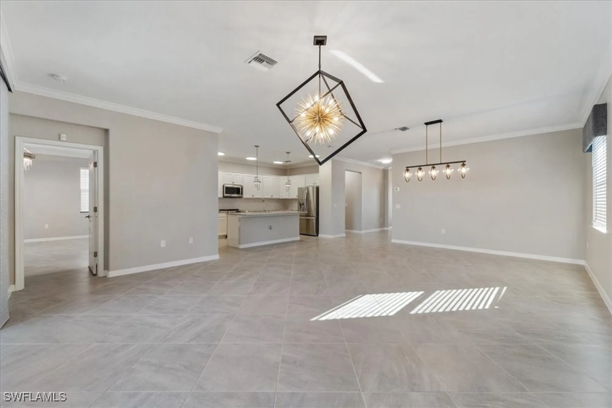 Property Slideshow image 4 of 50 | 12000 arbor trace dr, Fort Myers, FL, 33913