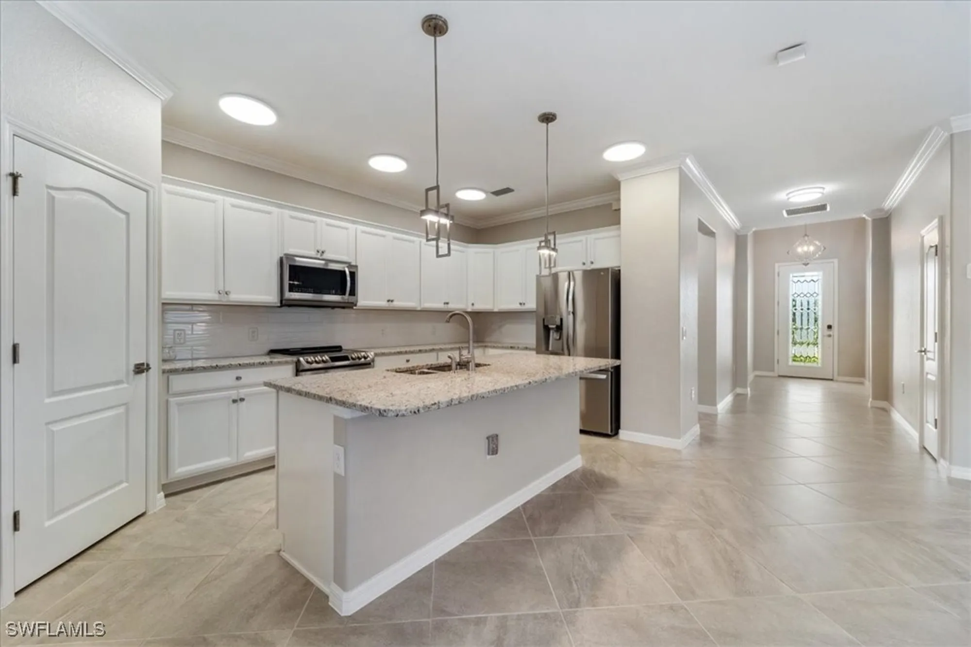 Property Slideshow image 8 of 50 | 12000 arbor trace dr, Fort Myers, FL, 33913