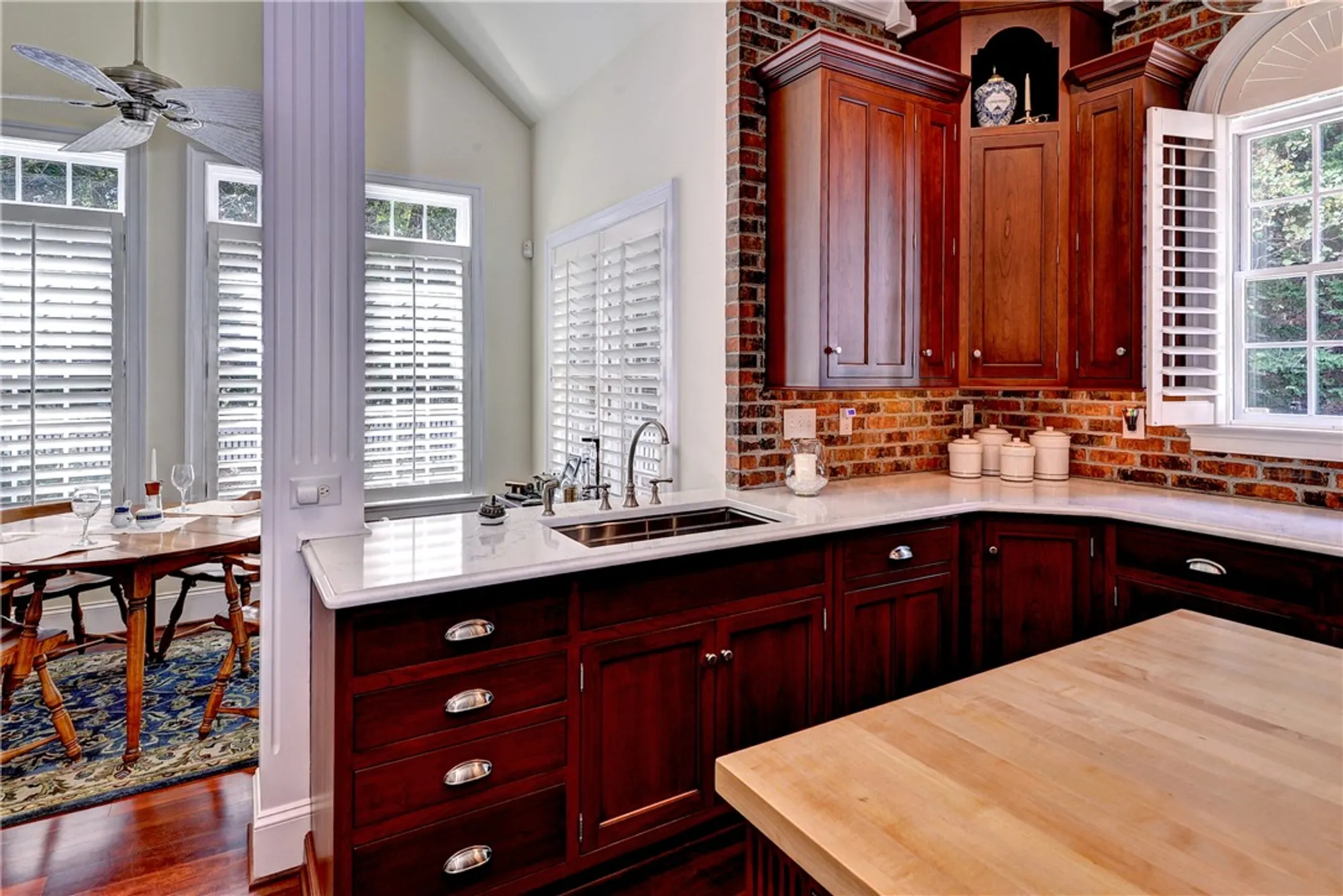 Property Slideshow image 19 of 48 | 115 w lancashire, Williamsburg, VA, 23188
